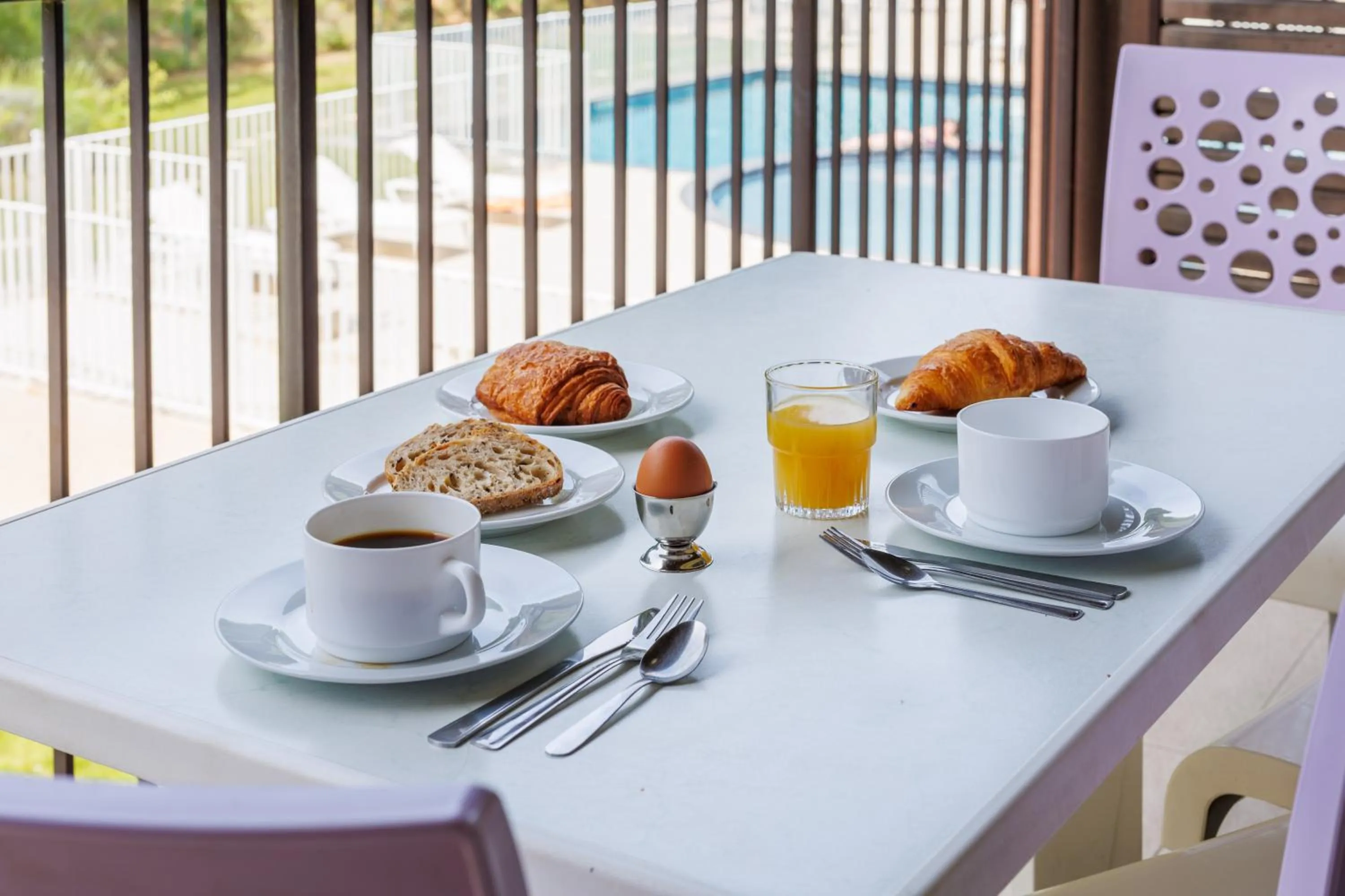 Swimming pool in Residhotel Résidence Pont du Gard