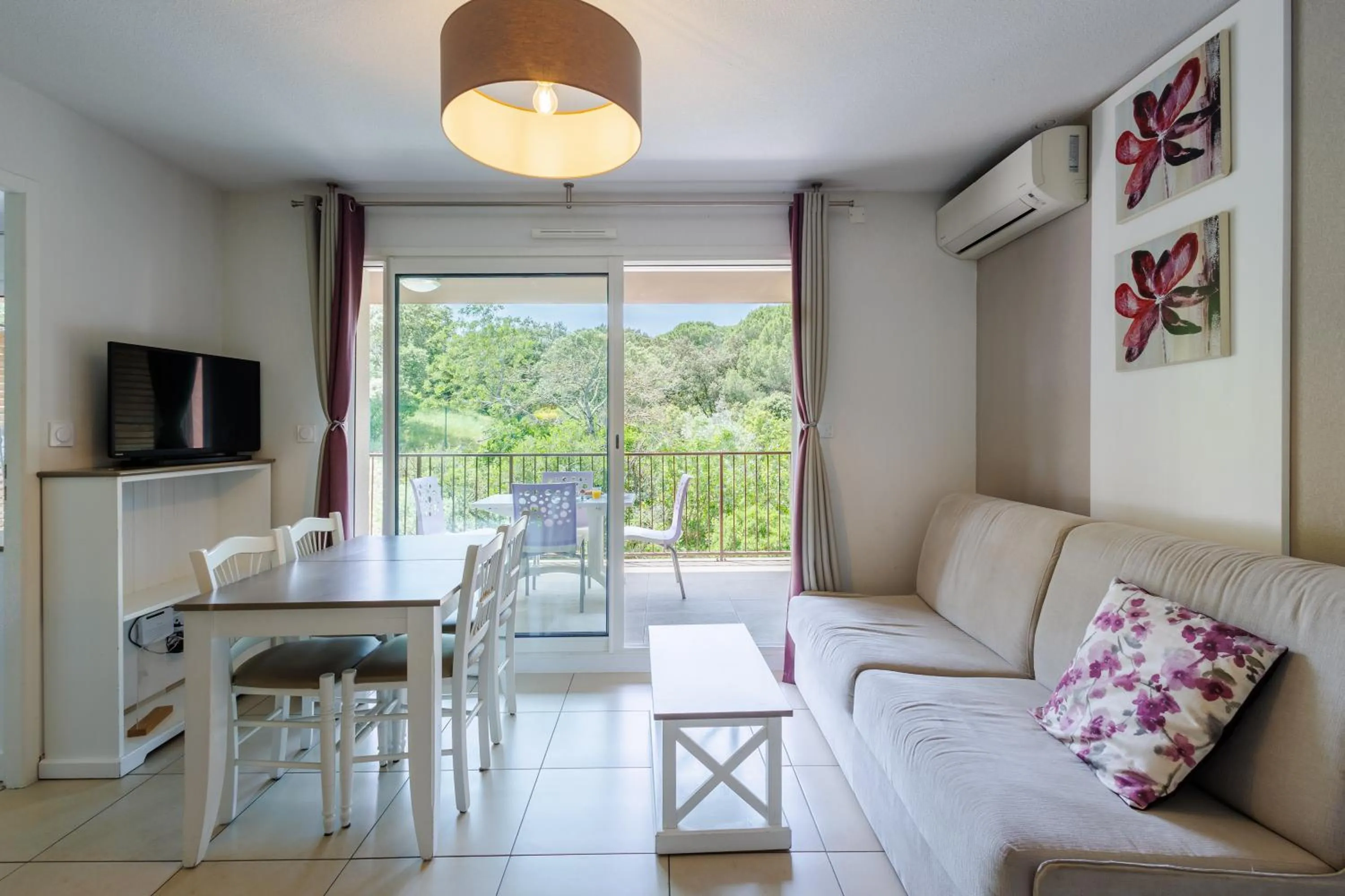 Living room in Residhotel Résidence Pont du Gard