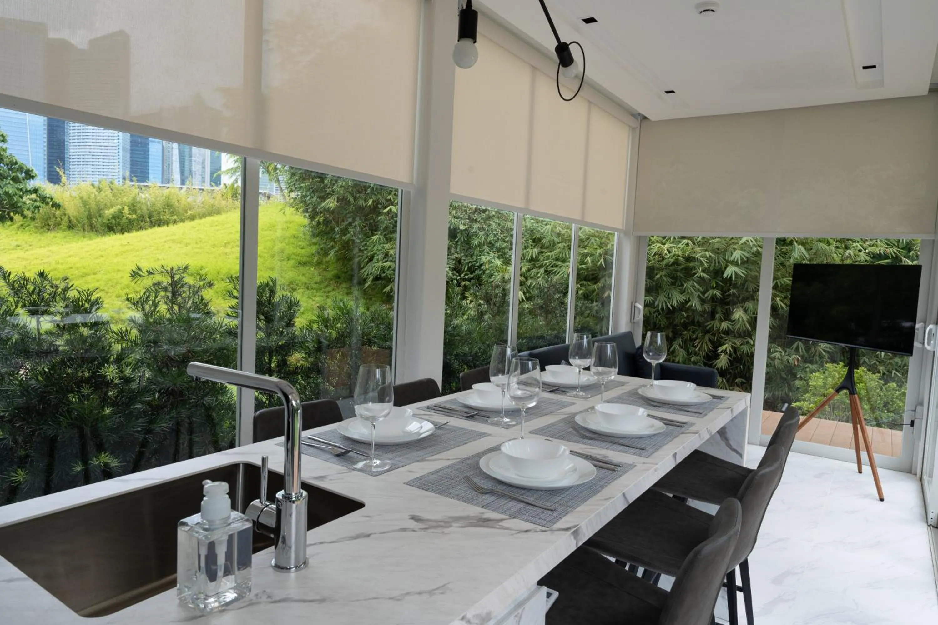 Kitchen or kitchenette in Garden Pod at Gardens by the Bay