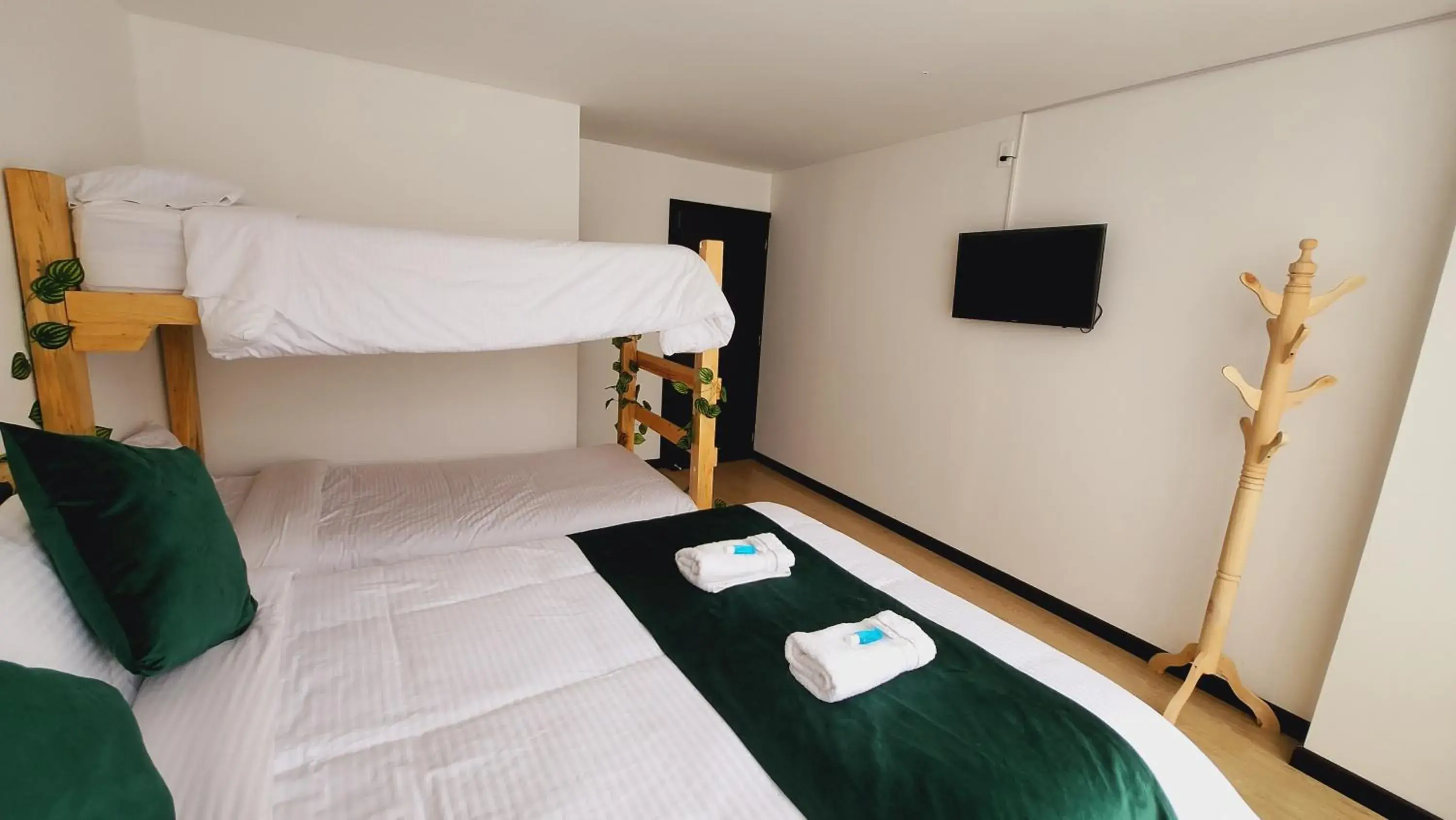 Classic Quadruple Room in Hotel Natural Sevgi Classic Quadruple Room in Hotel Natural Sevgi