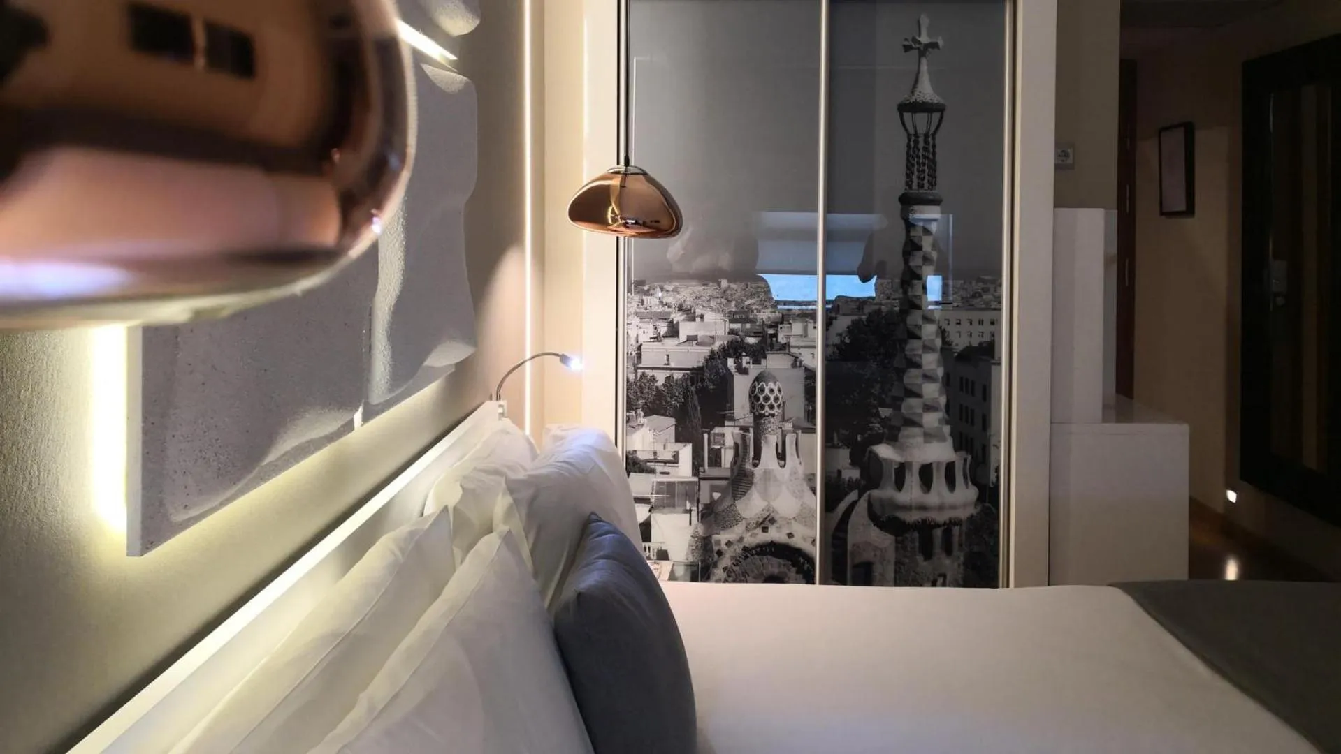 Bathroom, Bed in Evenia Rossello