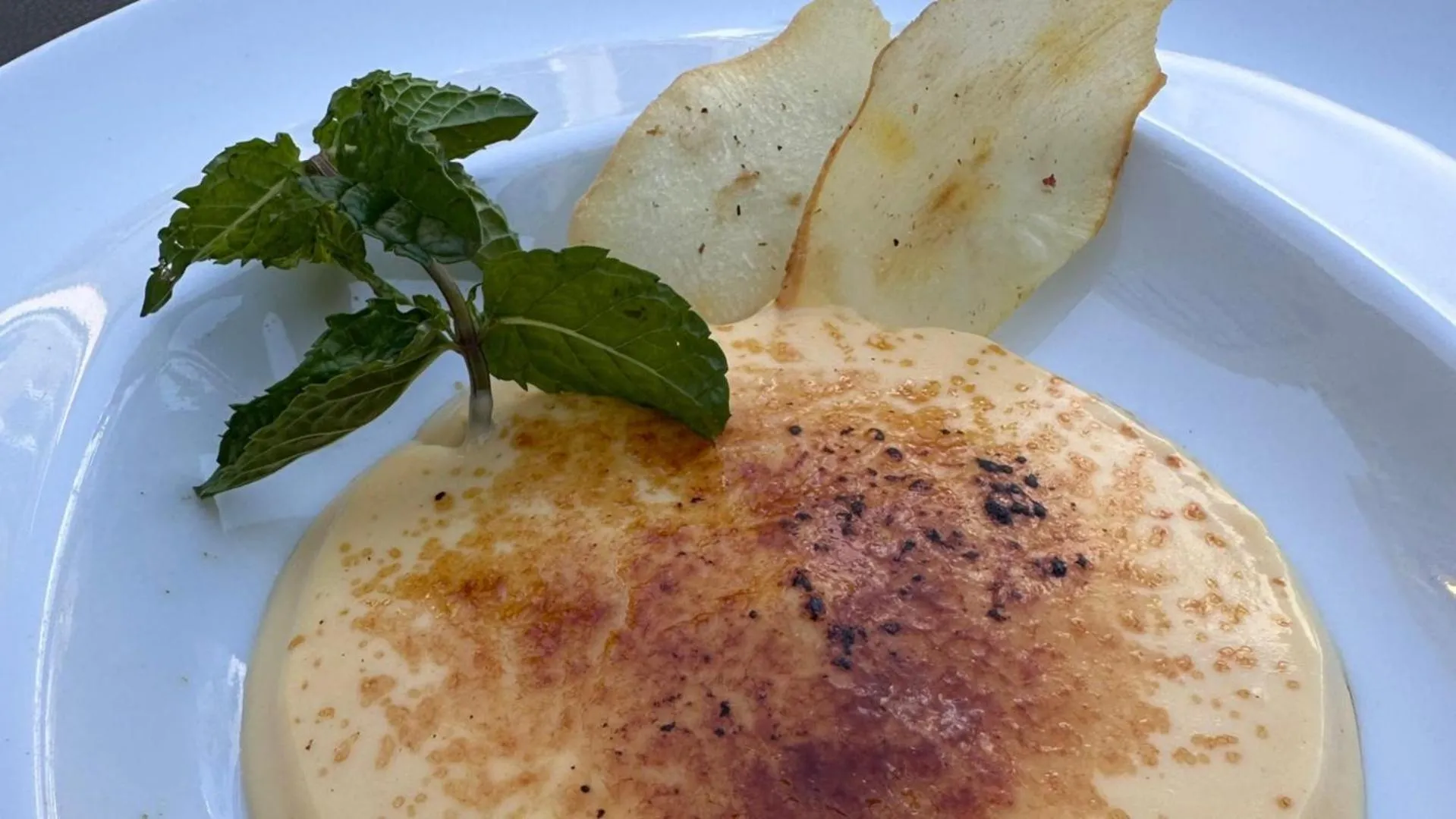 Restaurant/places to eat in Evenia Rossello