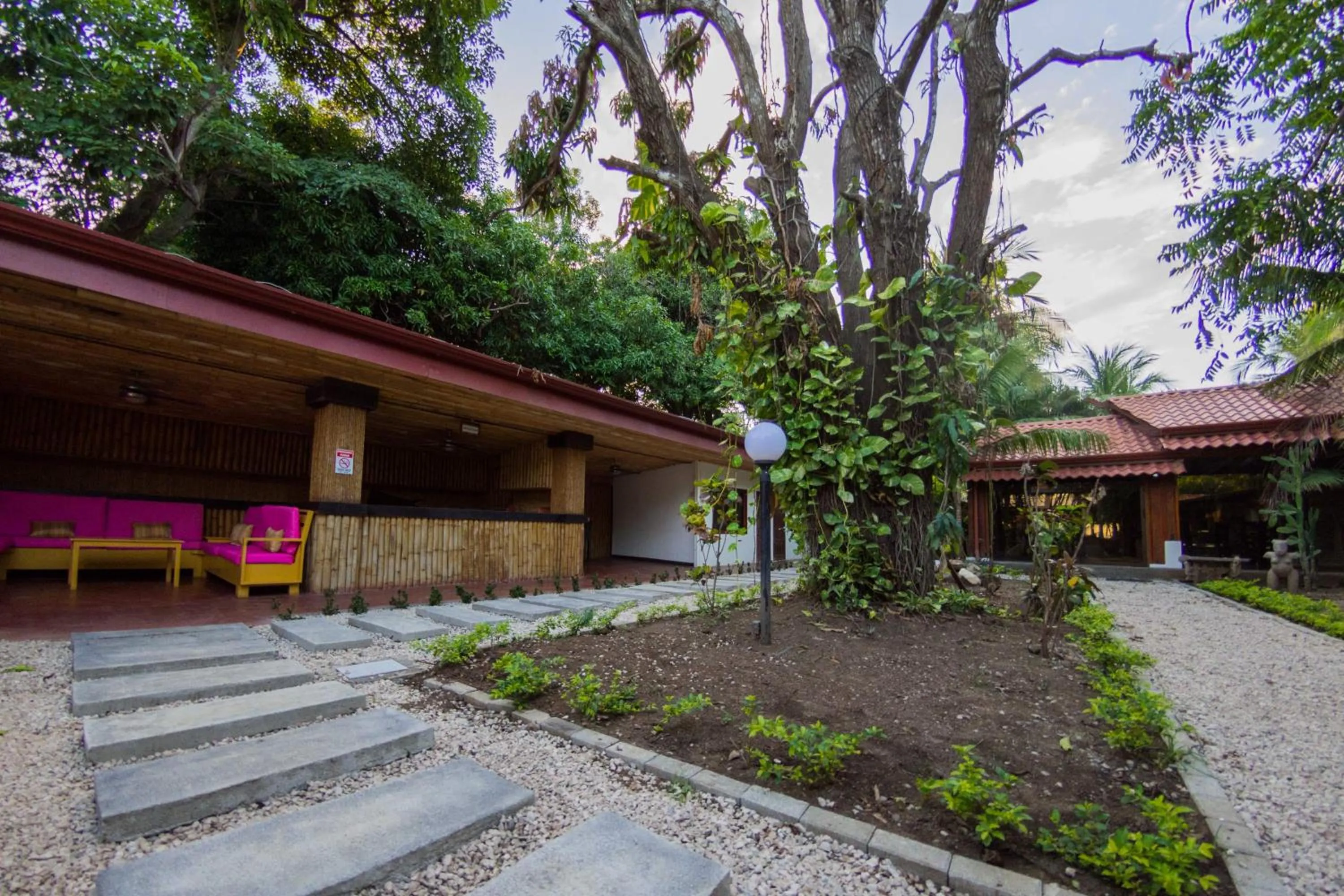 Lobby or reception in Café de Playa Beach Front Hotel