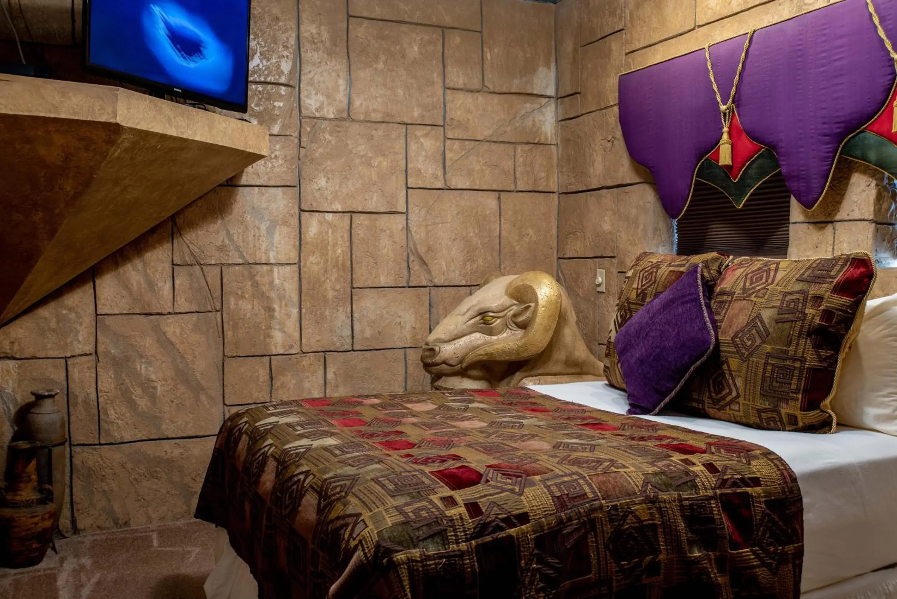 Deluxe Double Room with Side Sea View in The Anniversary Inn - Boise Deluxe Double Room with Side Sea View in The Anniversary Inn - Boise