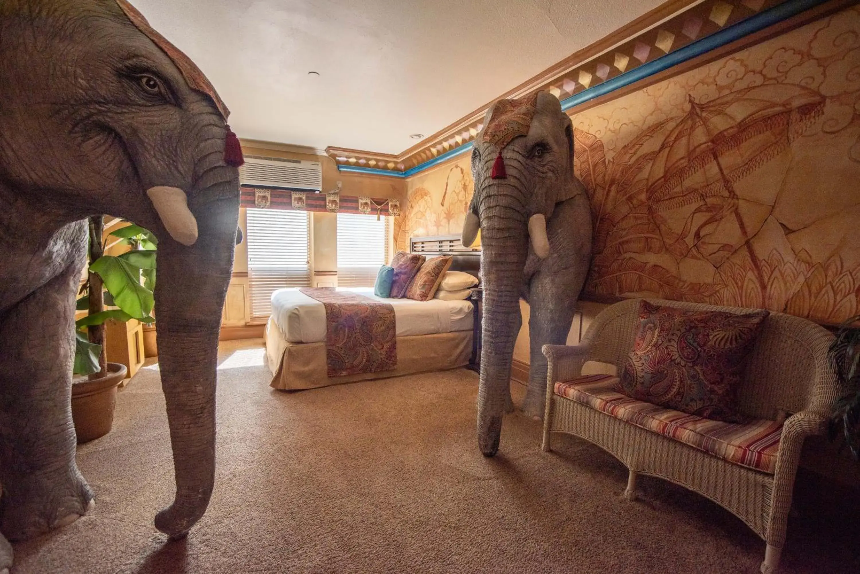 Deluxe Double Room with Bath in The Anniversary Inn - Boise Deluxe Double Room with Bath in The Anniversary Inn - Boise