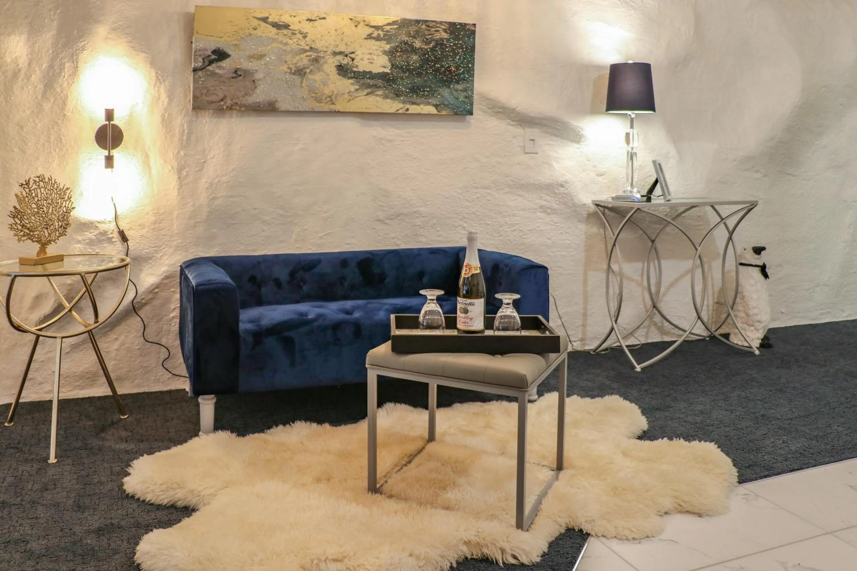 Seating area in The Anniversary Inn - Boise