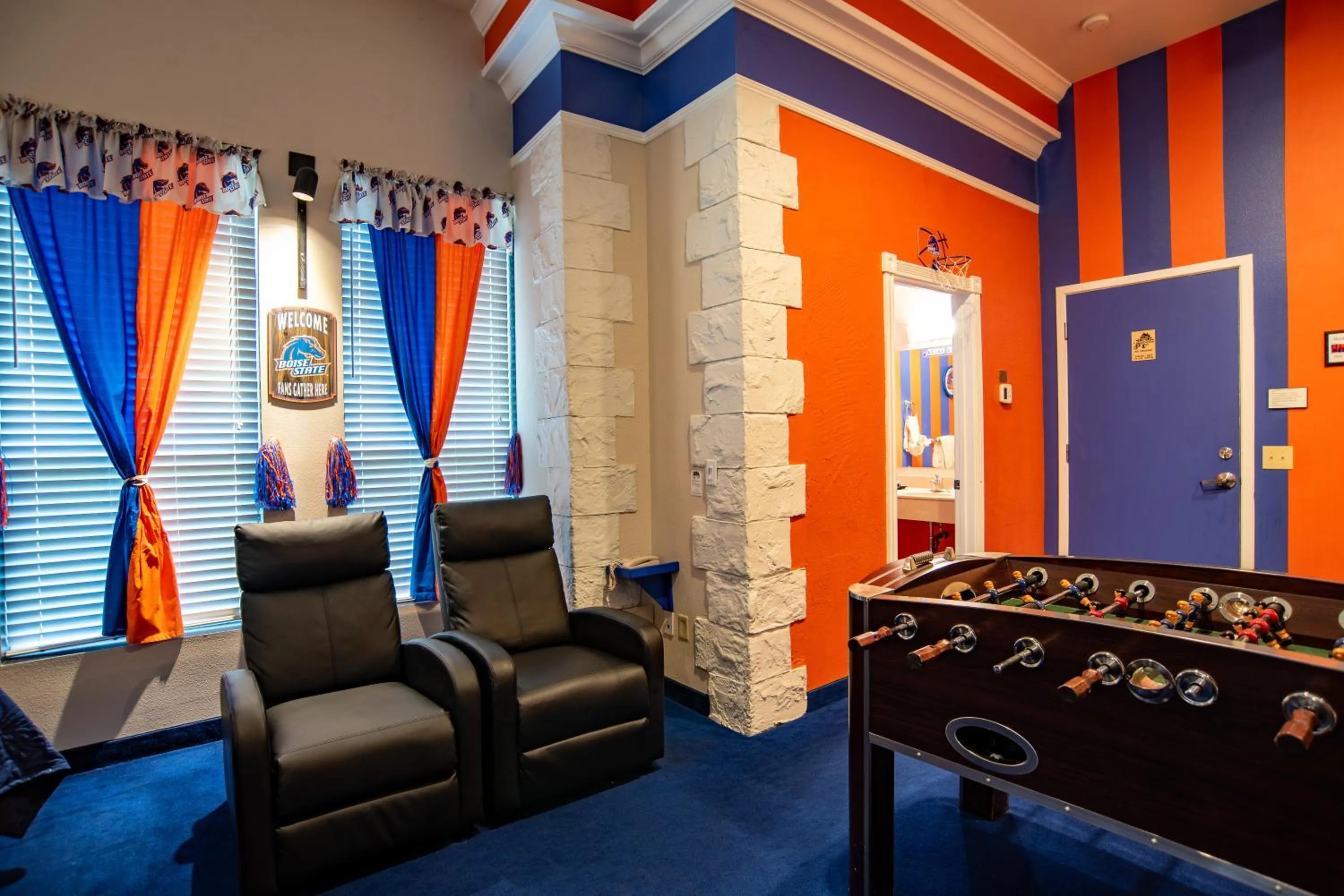 Living room in The Anniversary Inn - Boise