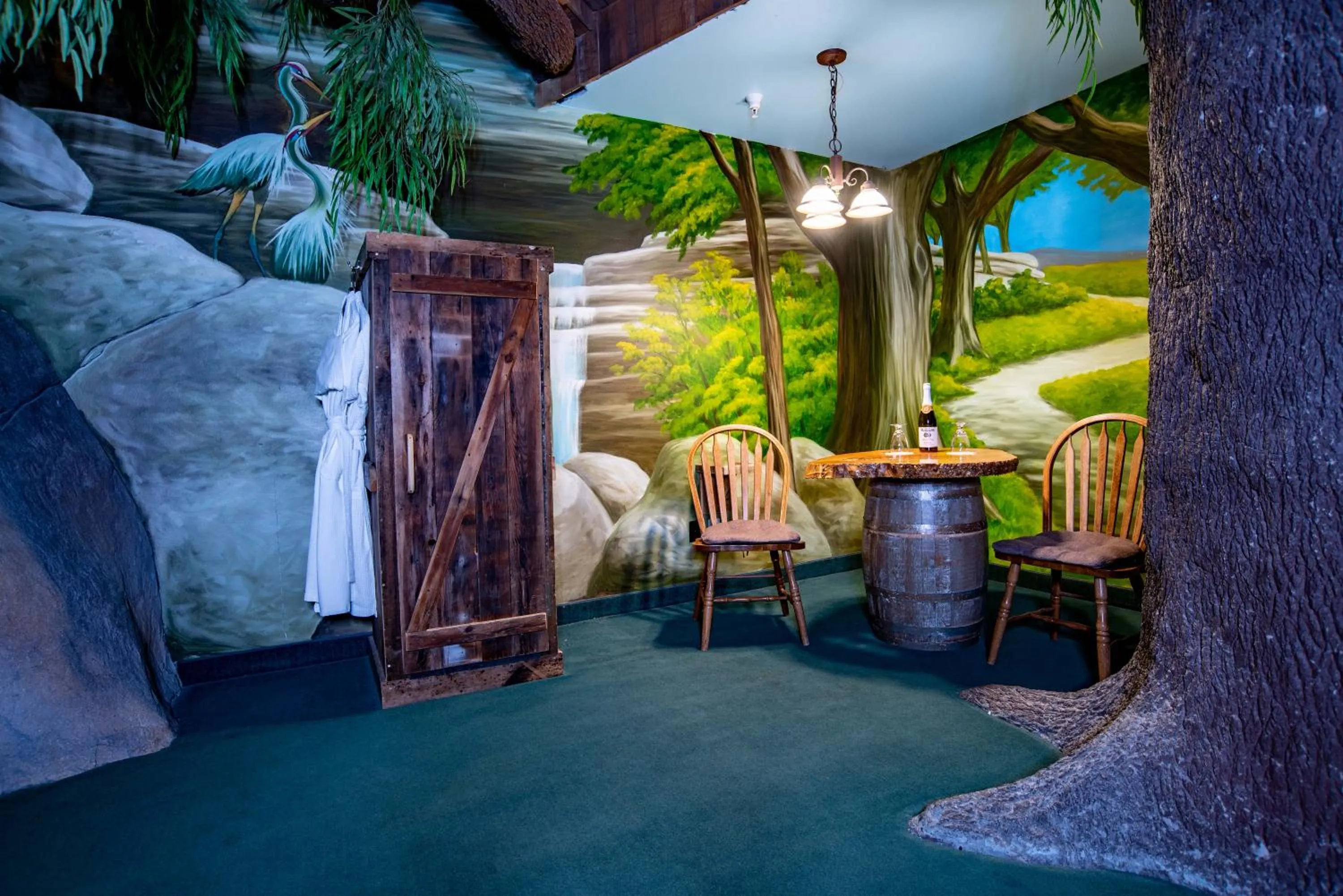 Seating area in The Anniversary Inn - Boise