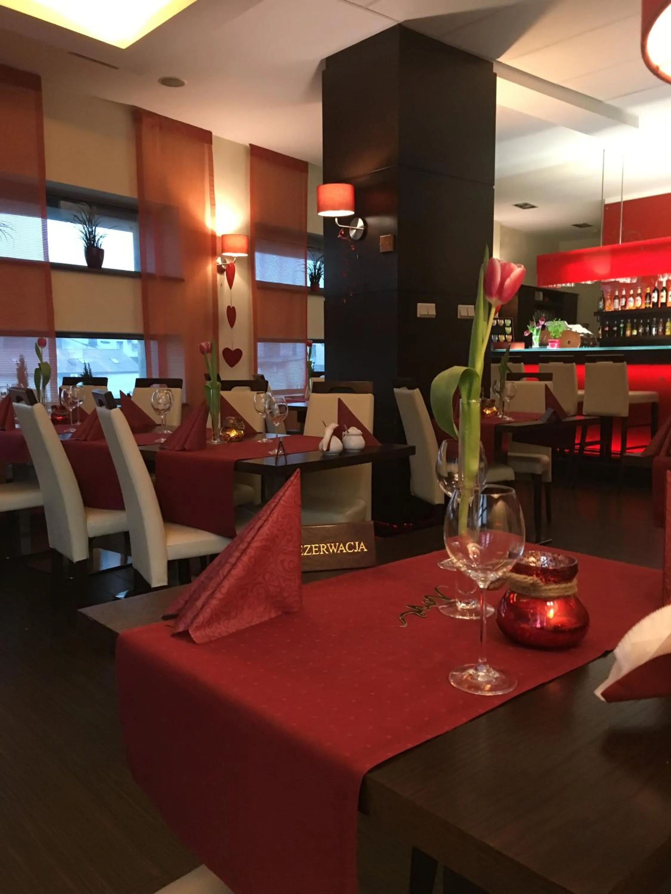 Restaurant/places to eat in Hotel Pik