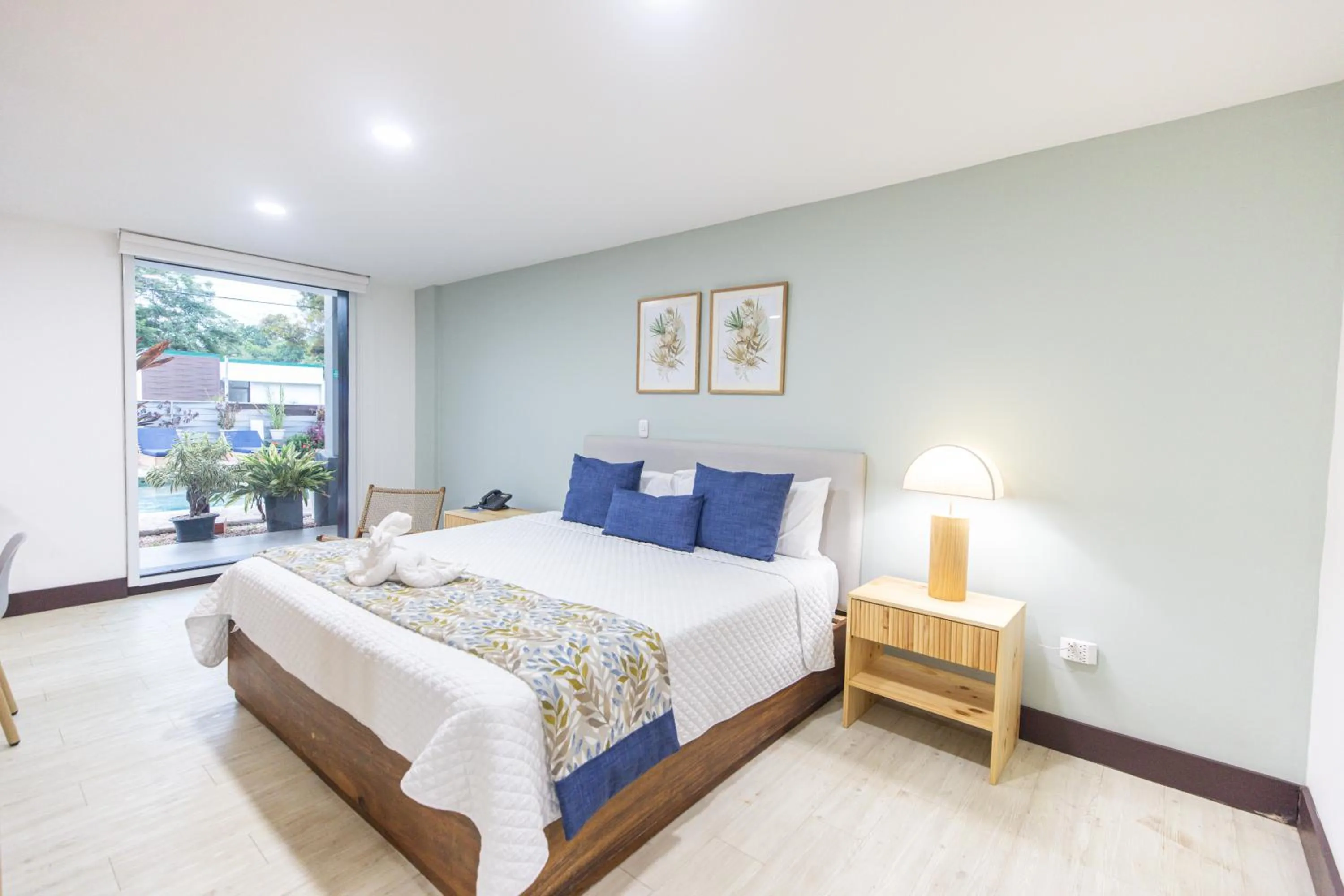 Bed in Paradise Bay Hotel Boutique