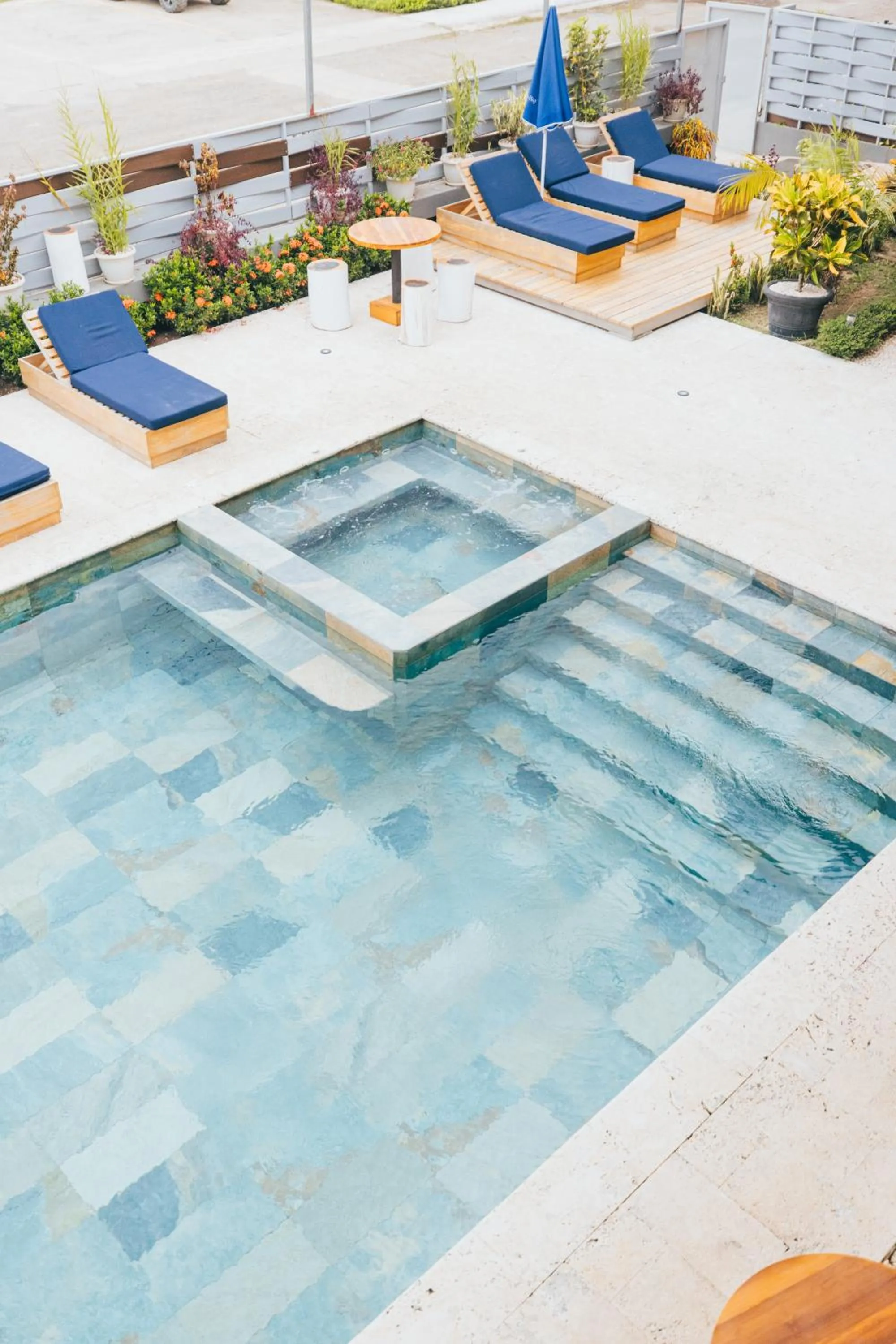 Hot Tub in Paradise Bay Hotel Boutique