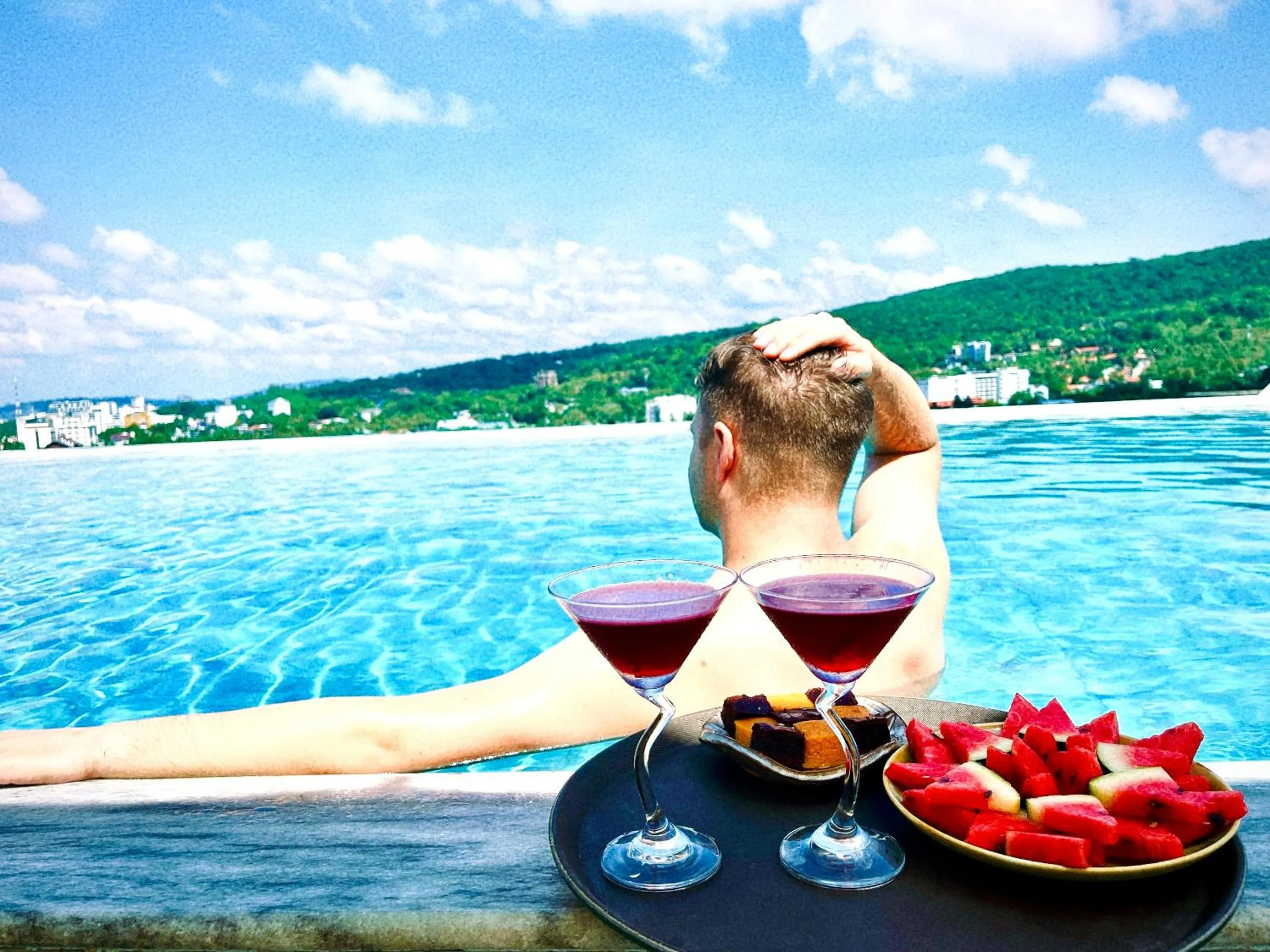 Swimming pool in Aquasun Hotel Phu Quoc