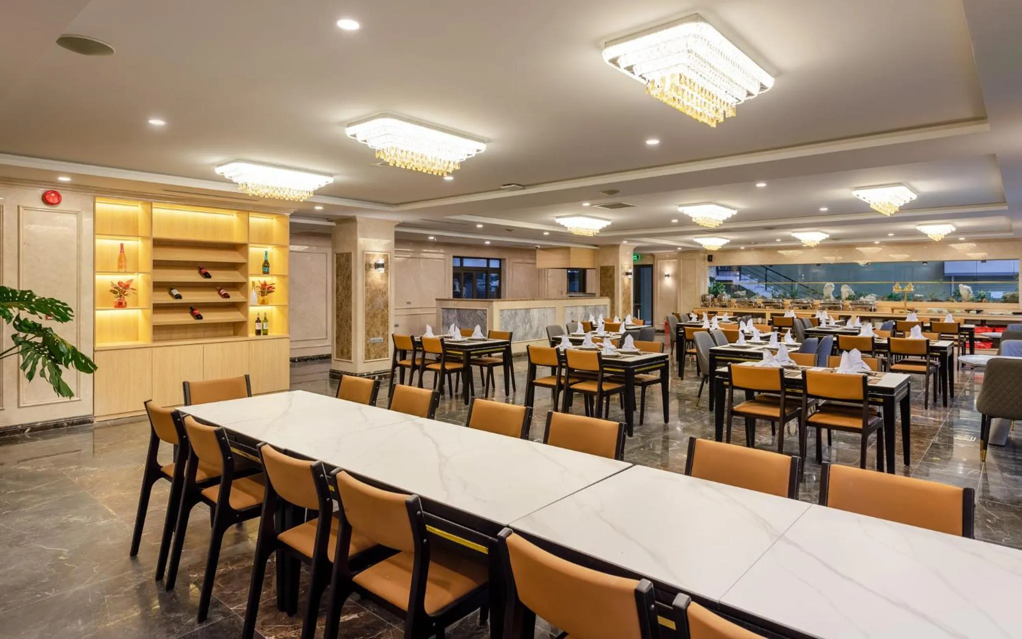 Restaurant/places to eat in Aquasun Hotel Phu Quoc