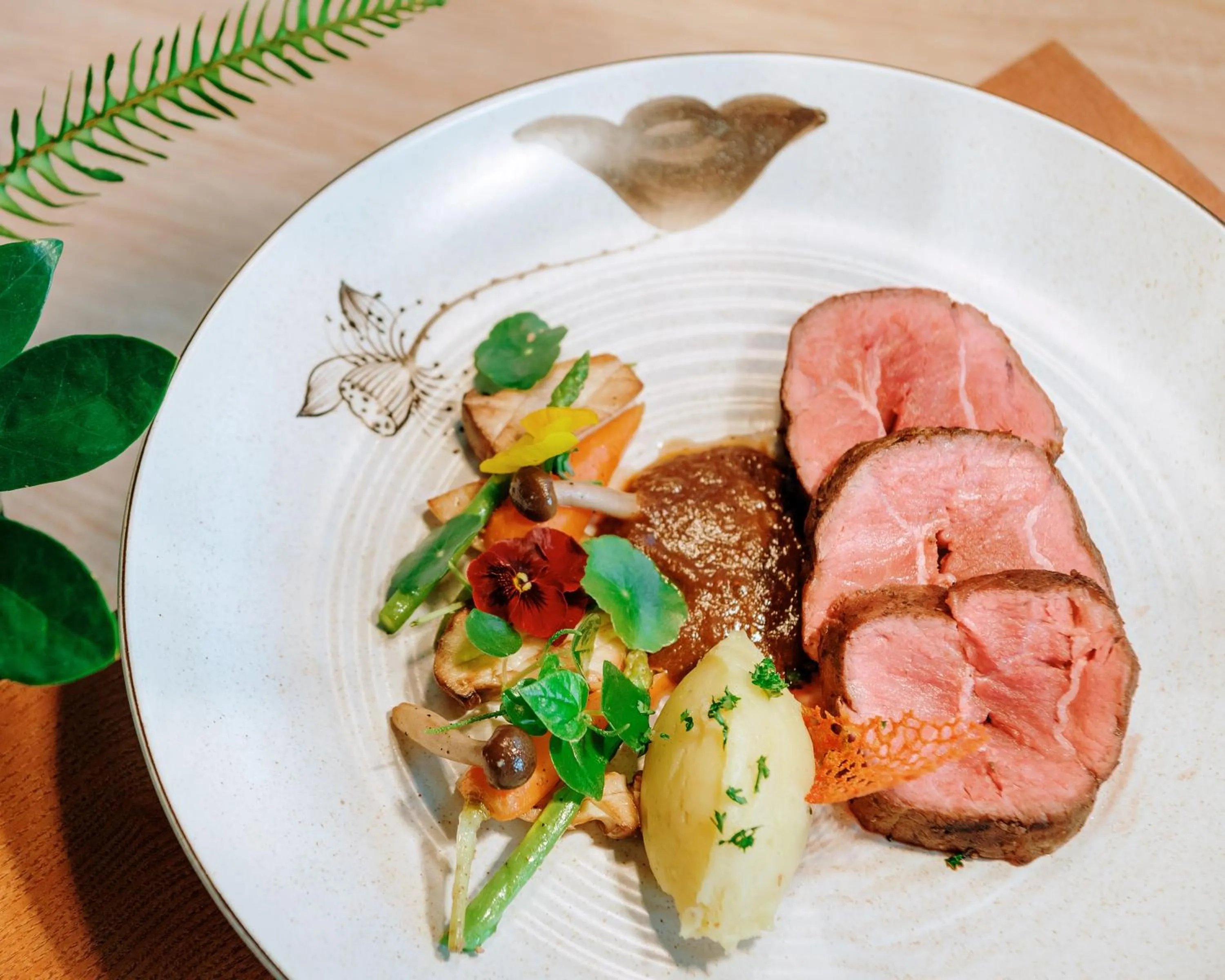 Food in Aquasun Hotel Phu Quoc