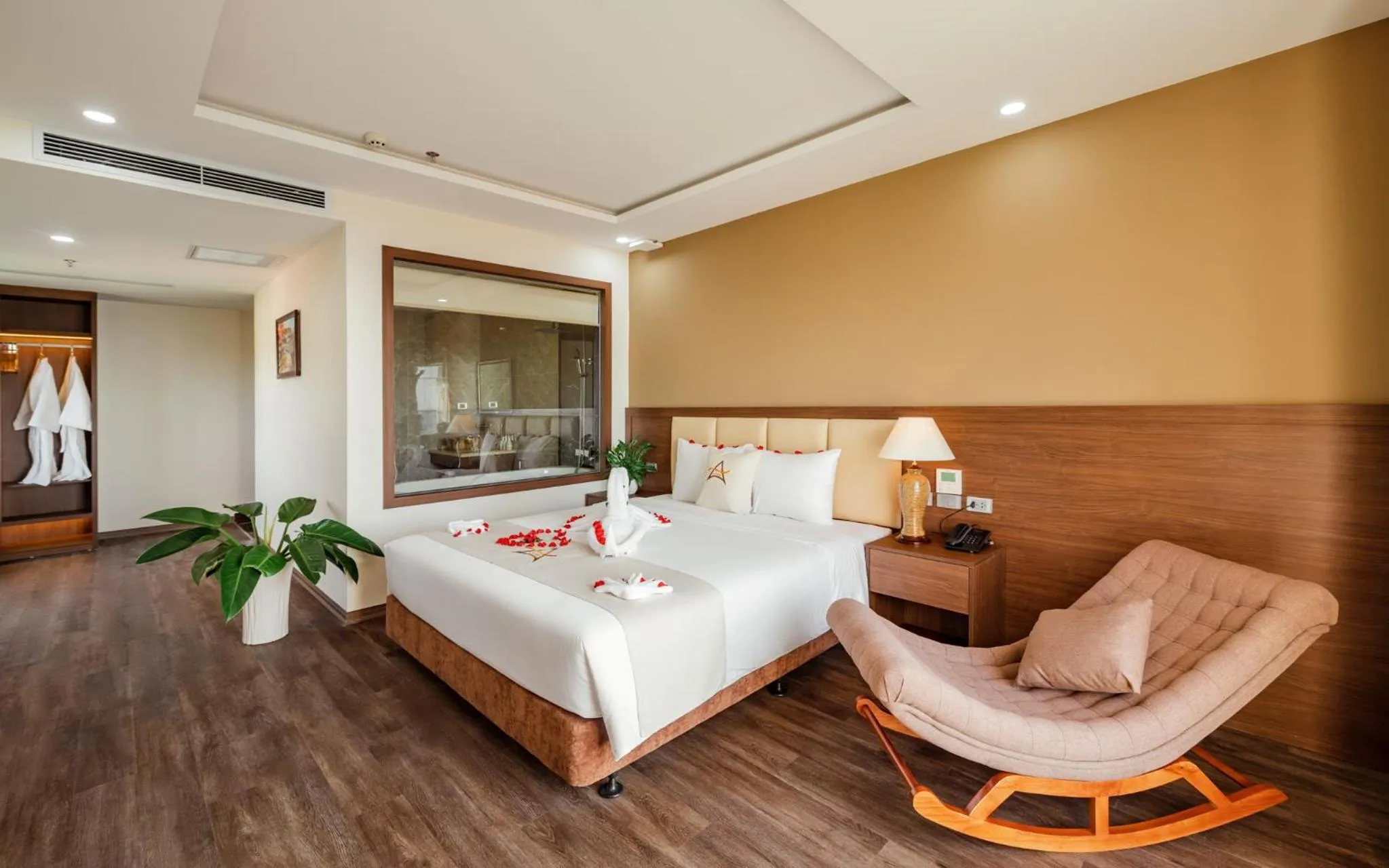 Bed in Aquasun Hotel Phu Quoc