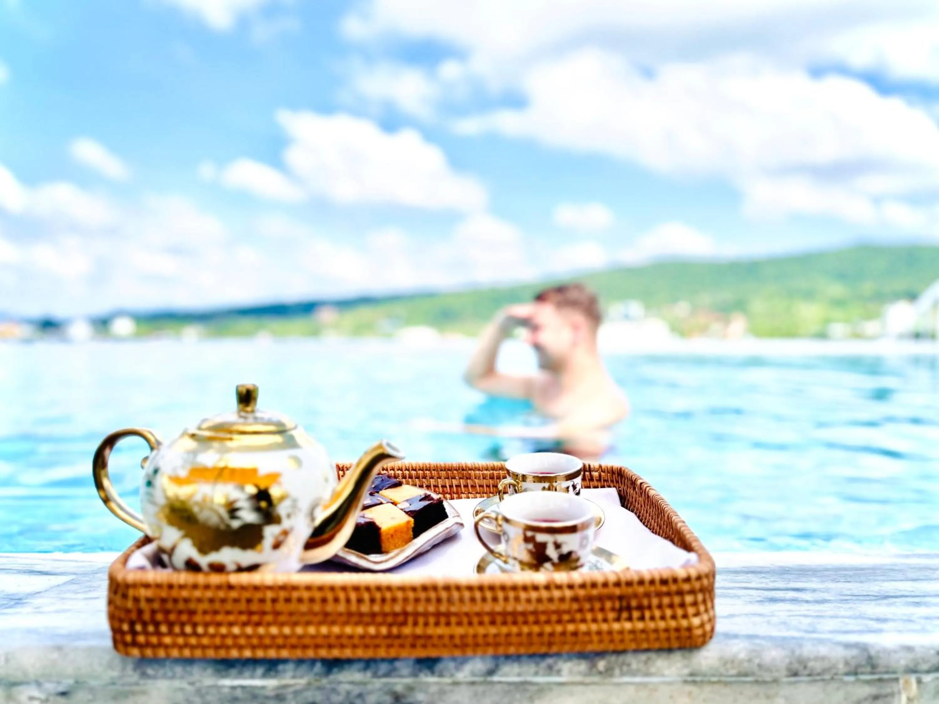 Swimming pool in Aquasun Hotel Phu Quoc