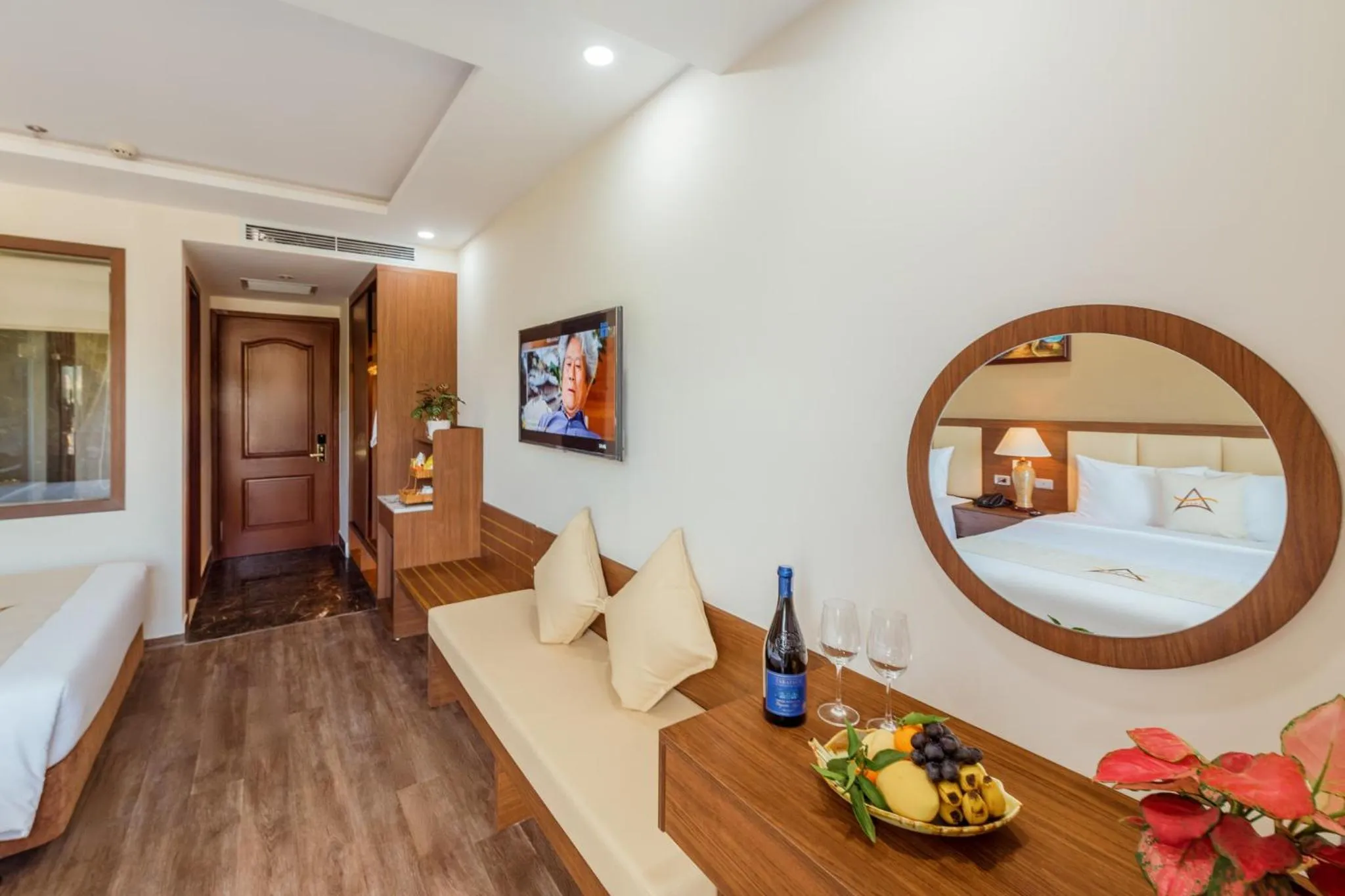 hair dresser, Bed in Aquasun Hotel Phu Quoc