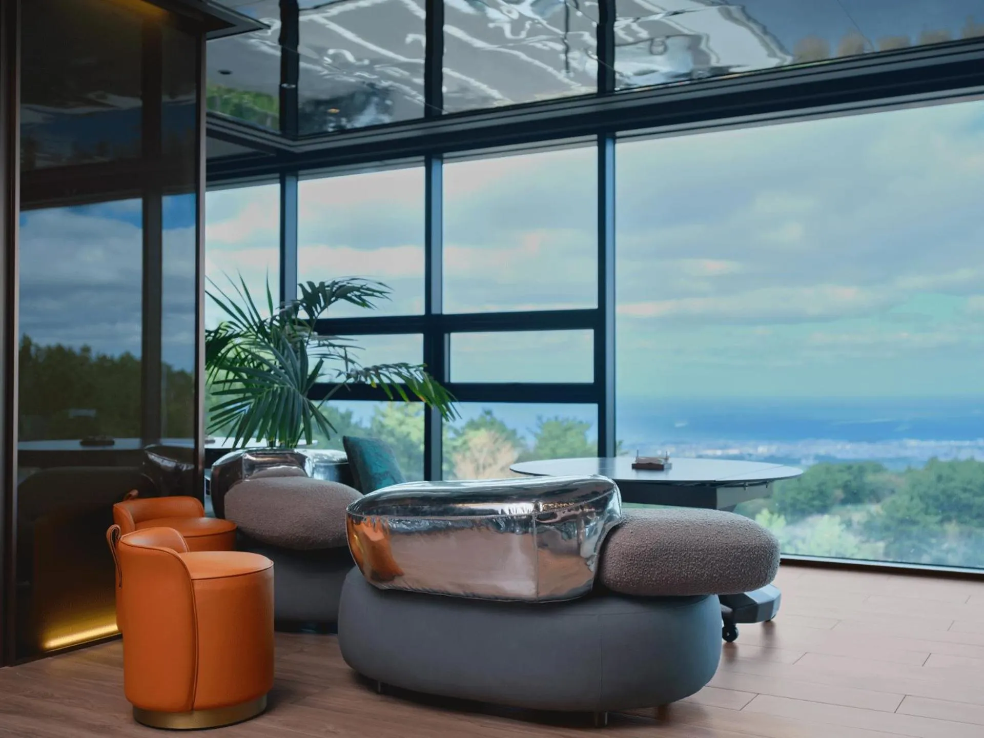 Lounge or bar in Amber Pure Hill Hotels & Resorts Jeju