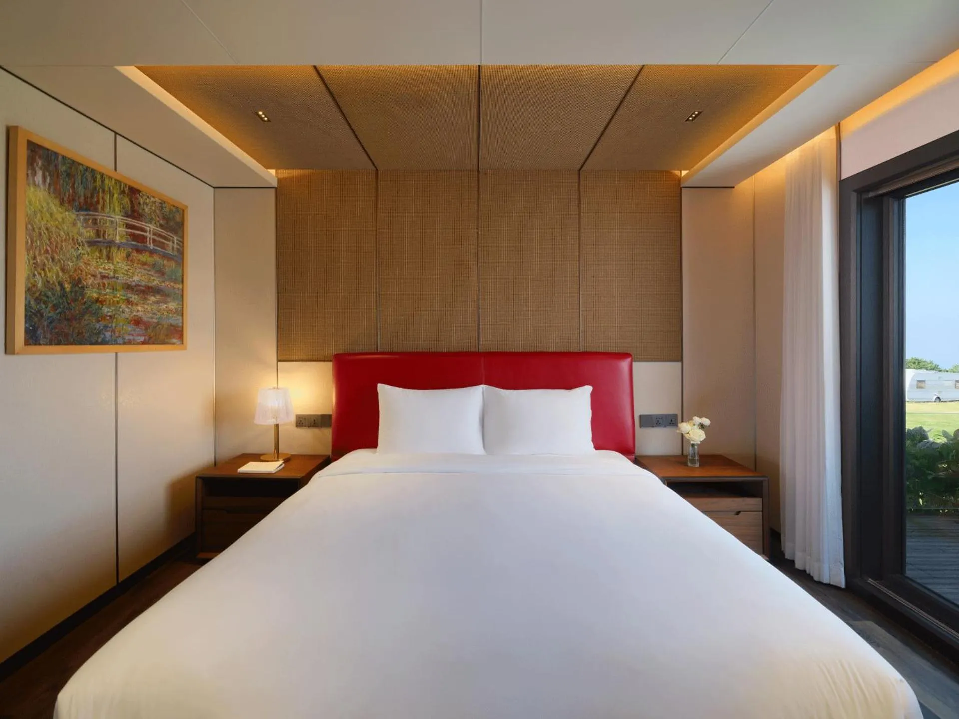 Bed in Amber Pure Hill Hotels & Resorts Jeju