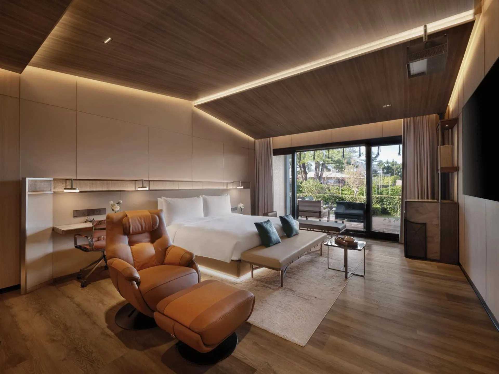 Bed in Amber Pure Hill Hotels & Resorts Jeju