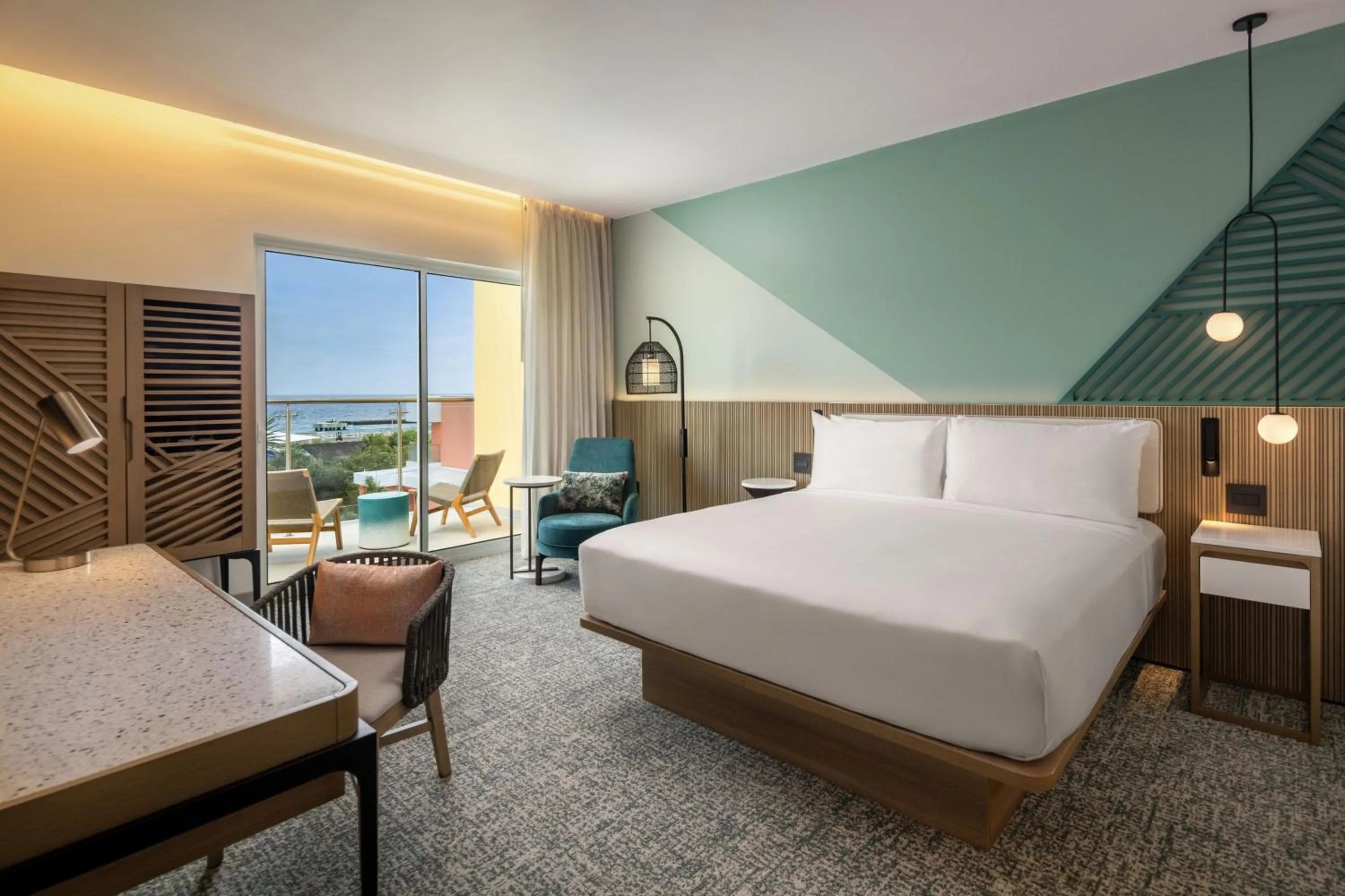 Bedroom, Bed in Courtyard by Marriott Curacao