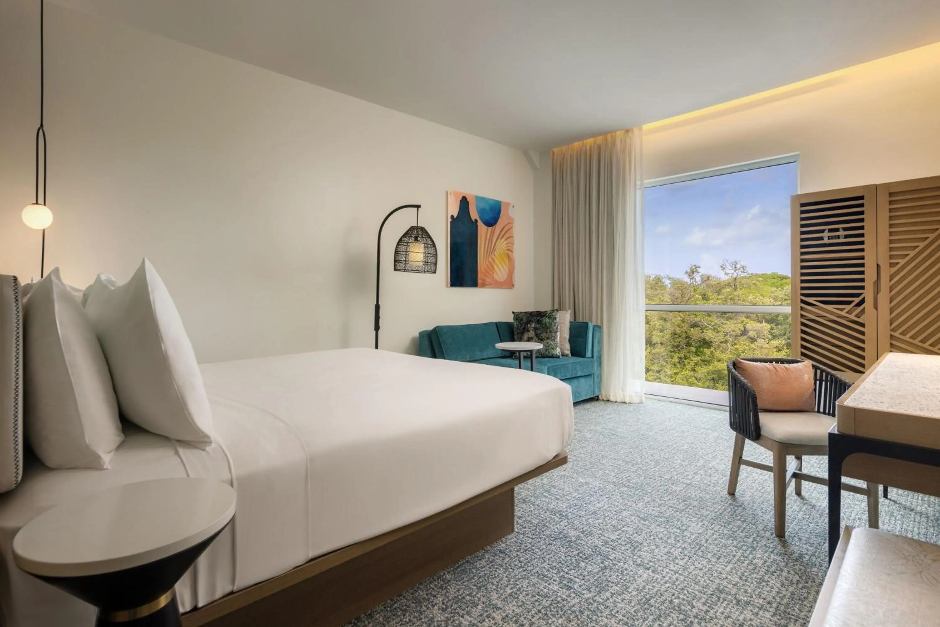 Photo of the whole room, Bed in Courtyard by Marriott Curacao