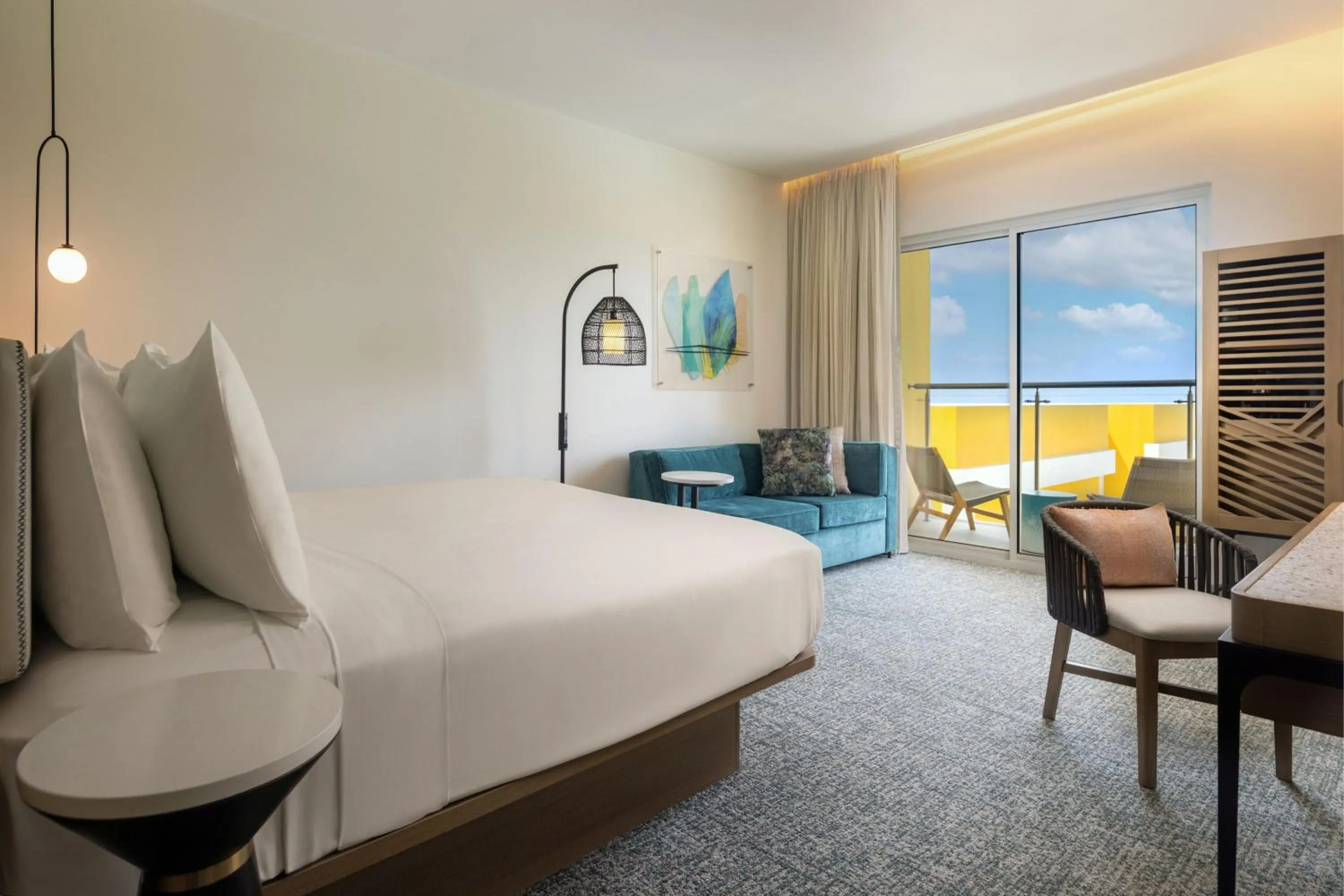 Photo of the whole room, Bed in Courtyard by Marriott Curacao