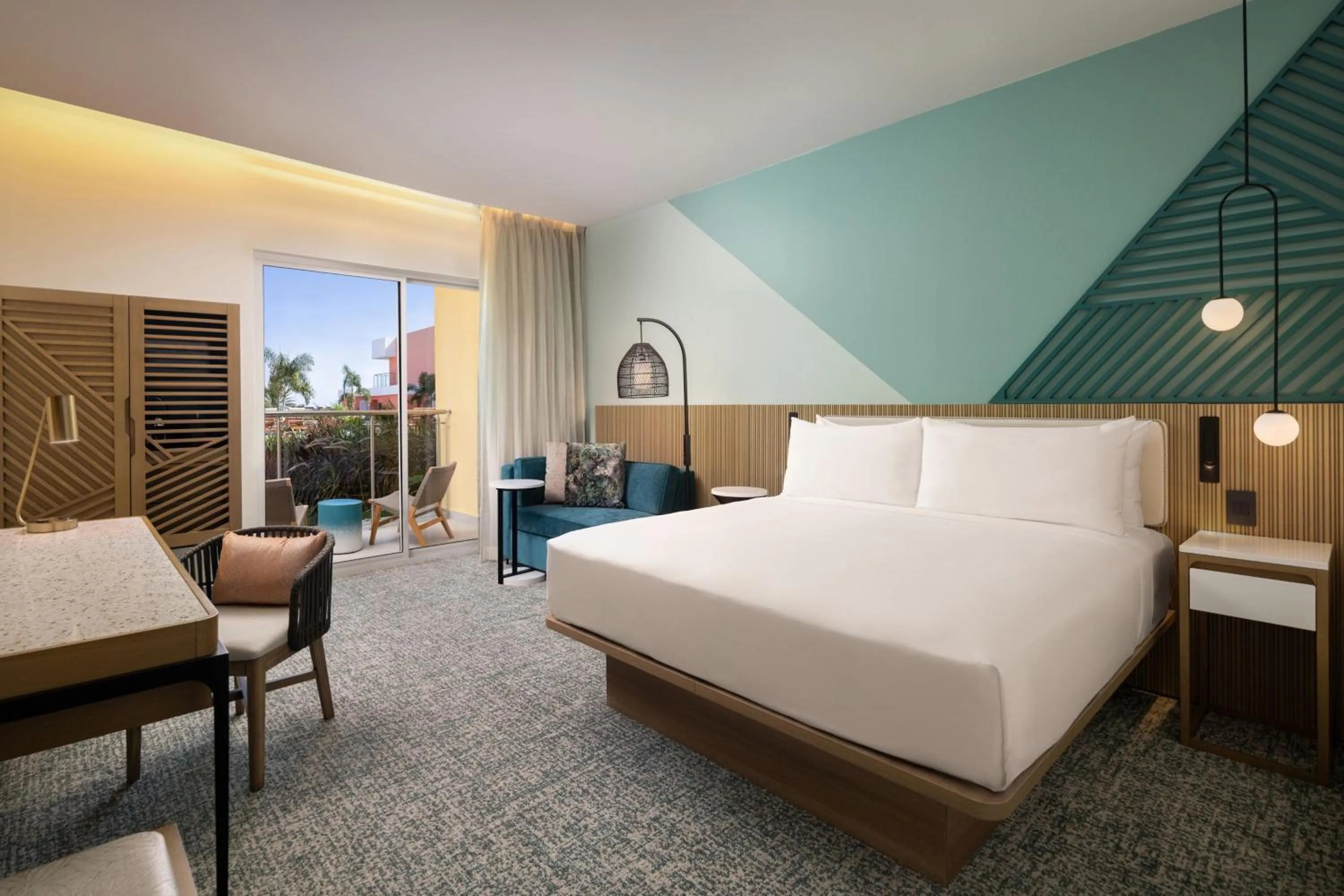 Swimming pool, Bed in Courtyard by Marriott Curacao