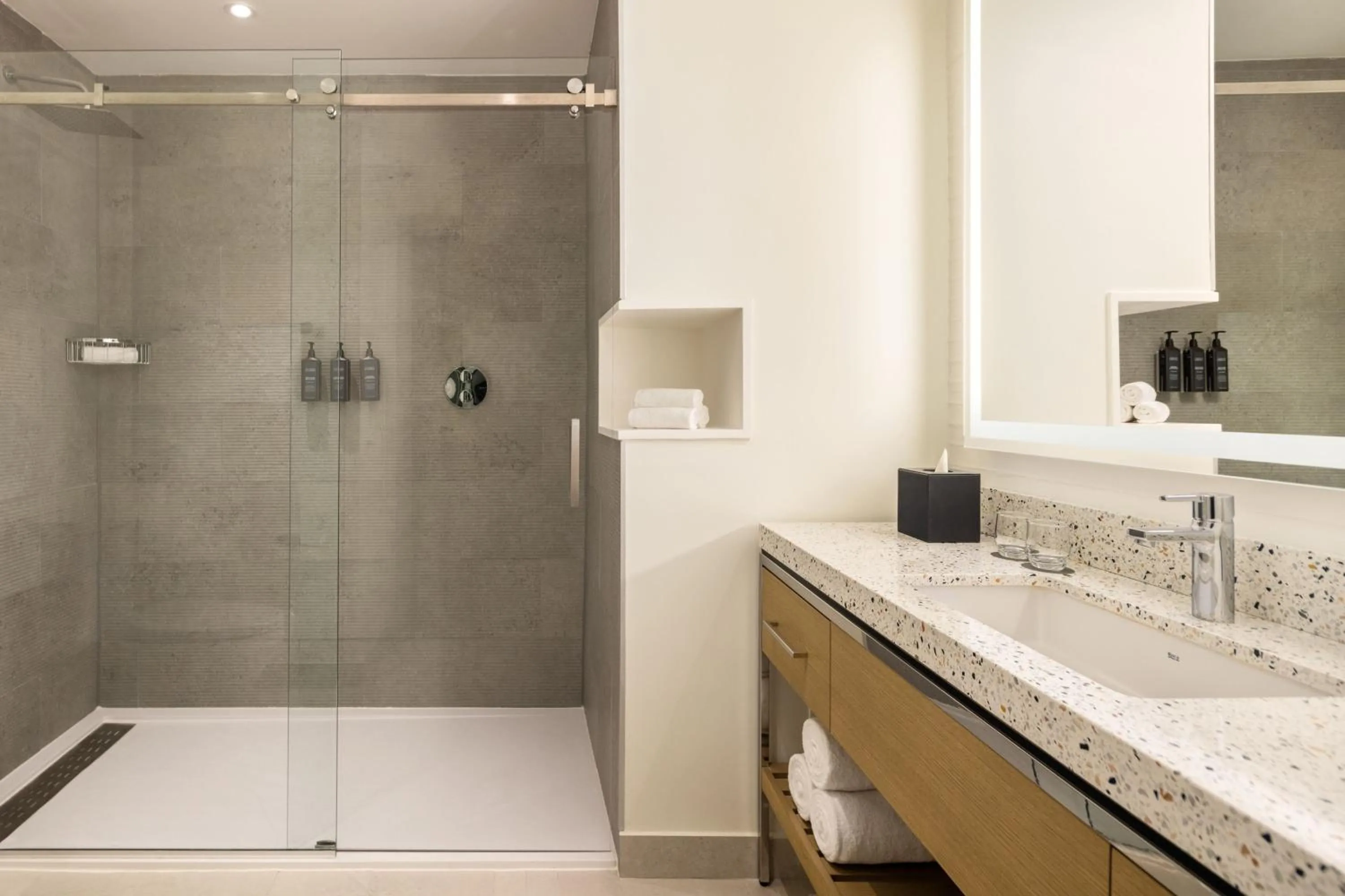 Bathroom in Courtyard by Marriott Curacao