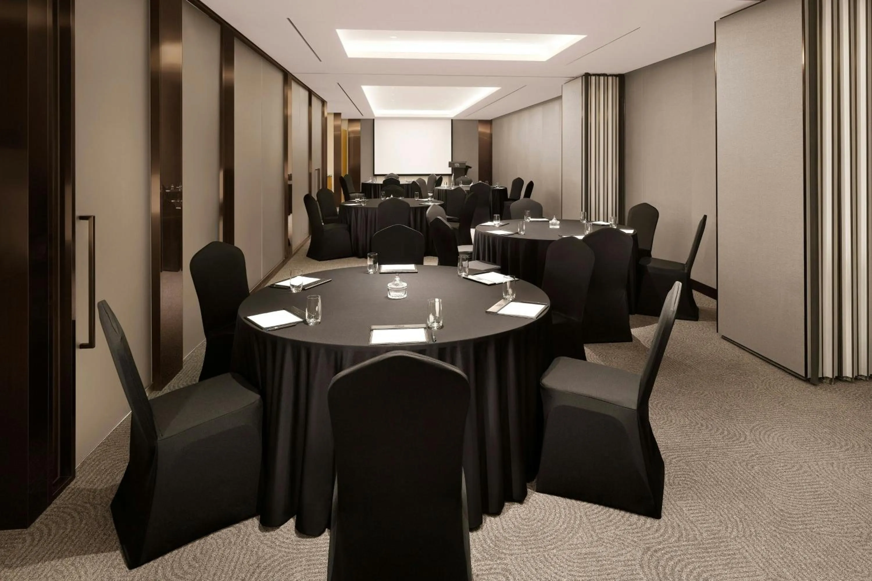 Meeting/conference room in Four Points by Sheraton Suwon