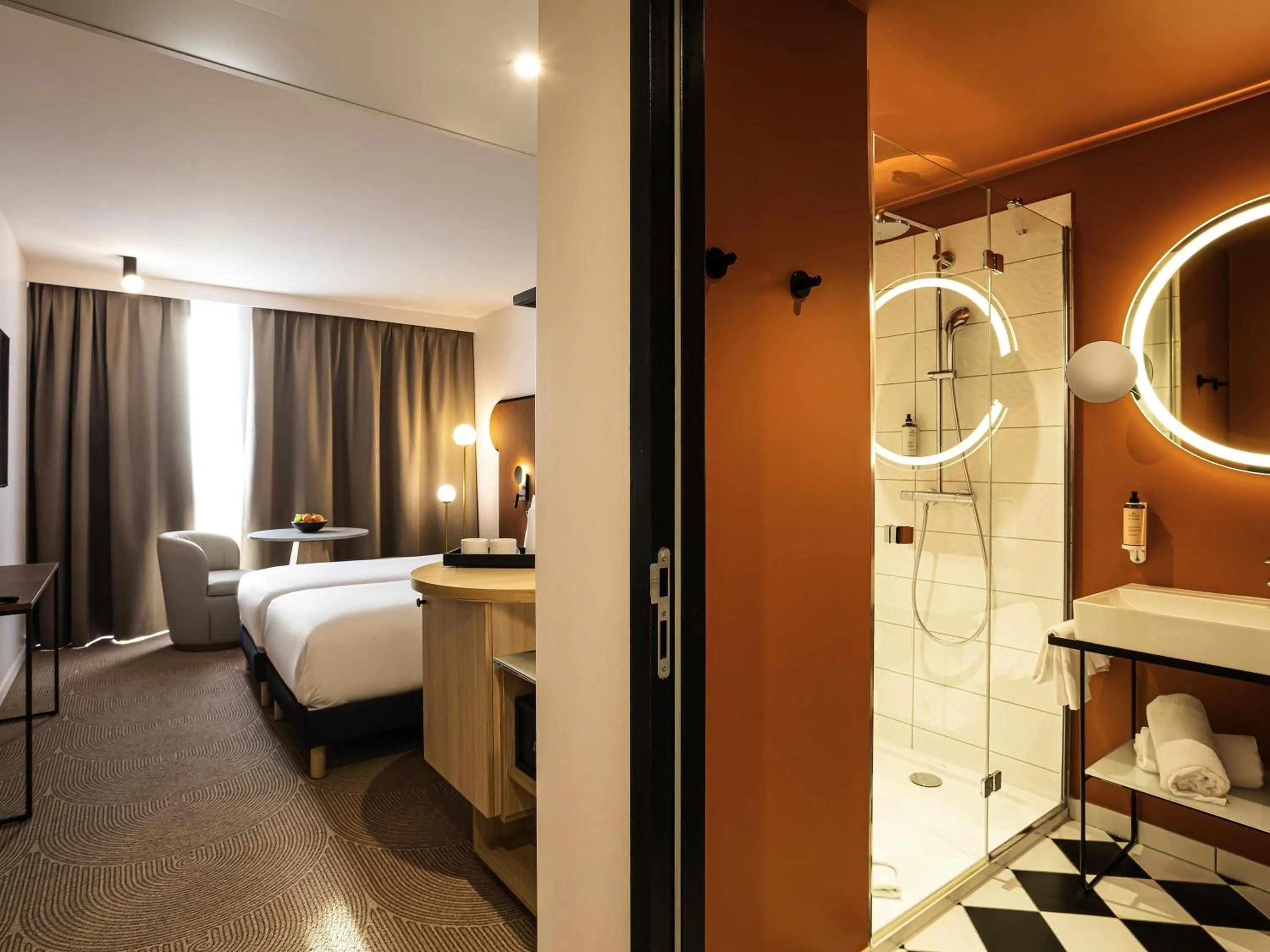 Bedroom, Bed in Mercure Dunkerque Centre Gare