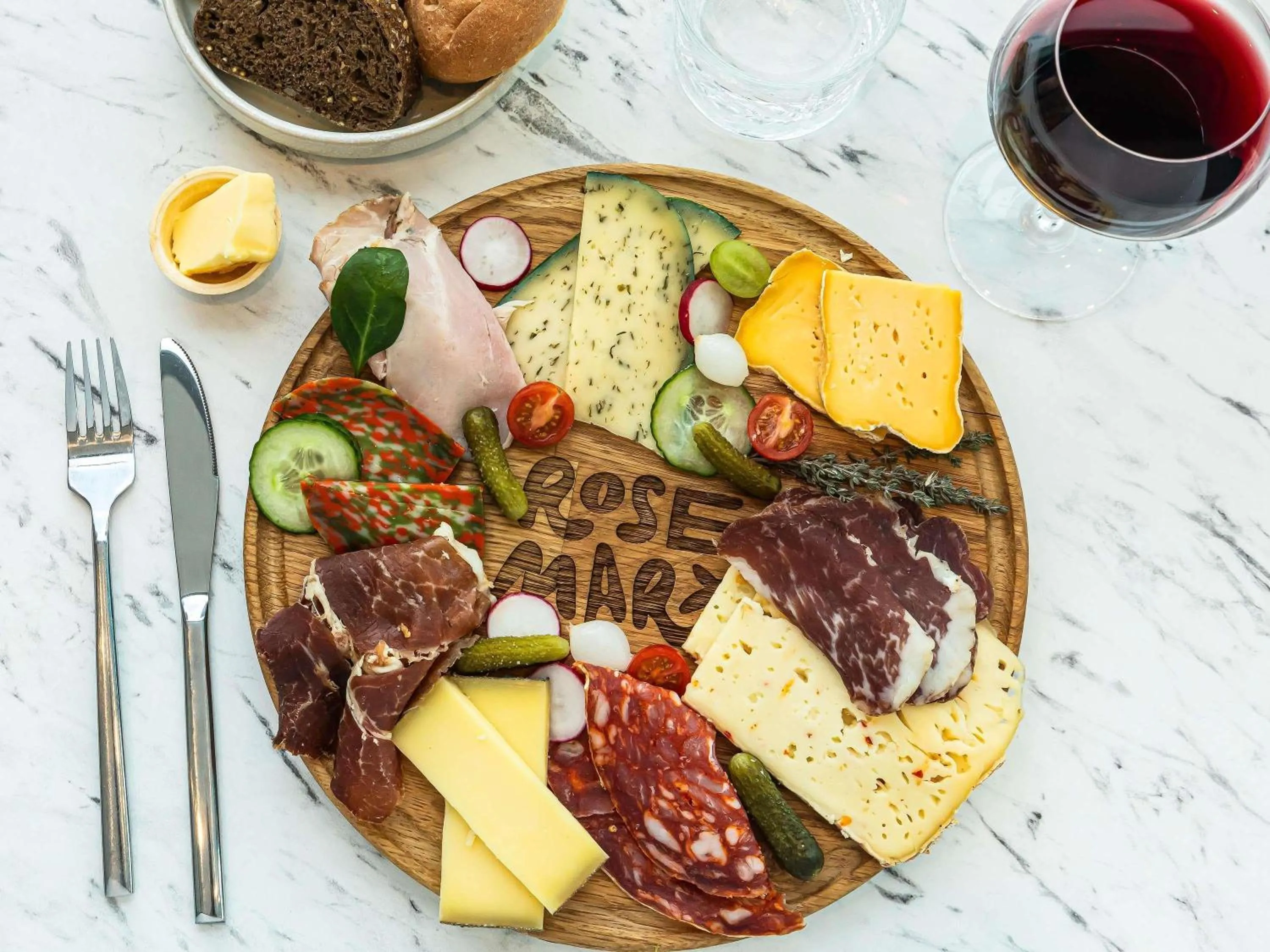 Lounge or bar in Mercure Dunkerque Centre Gare