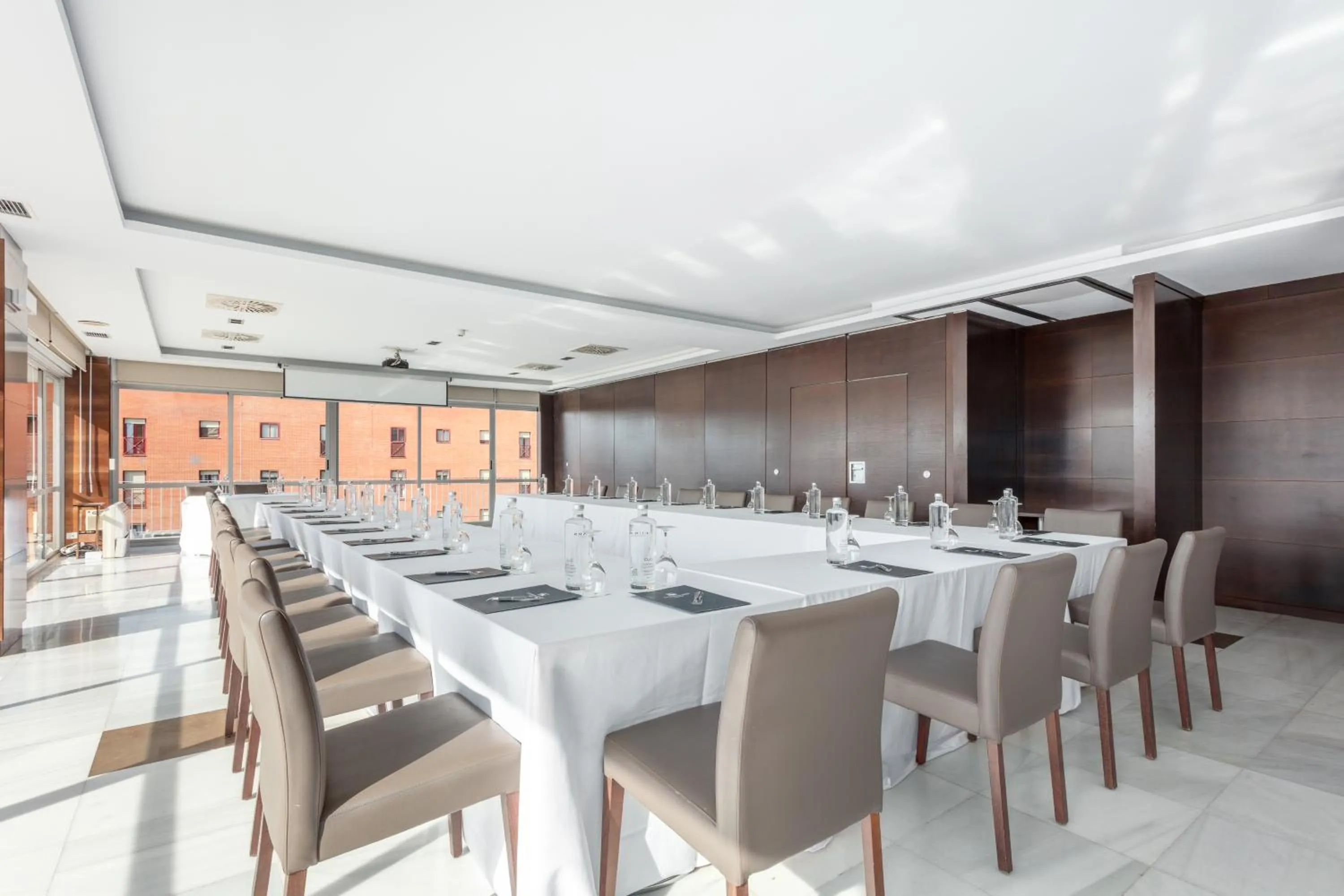 Meeting/conference room in Eurostars Toledo