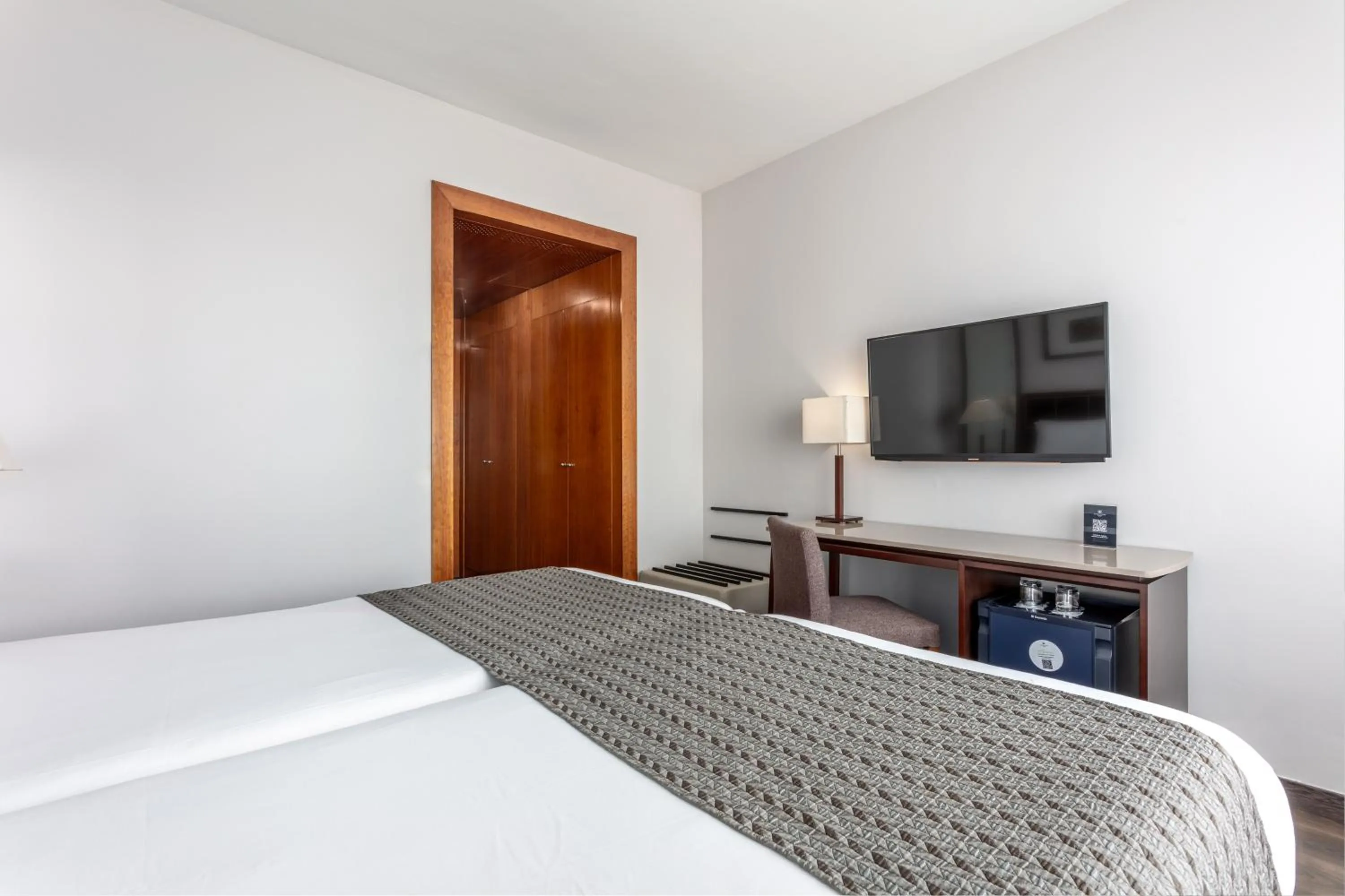 Bedroom, Bed in Eurostars Toledo