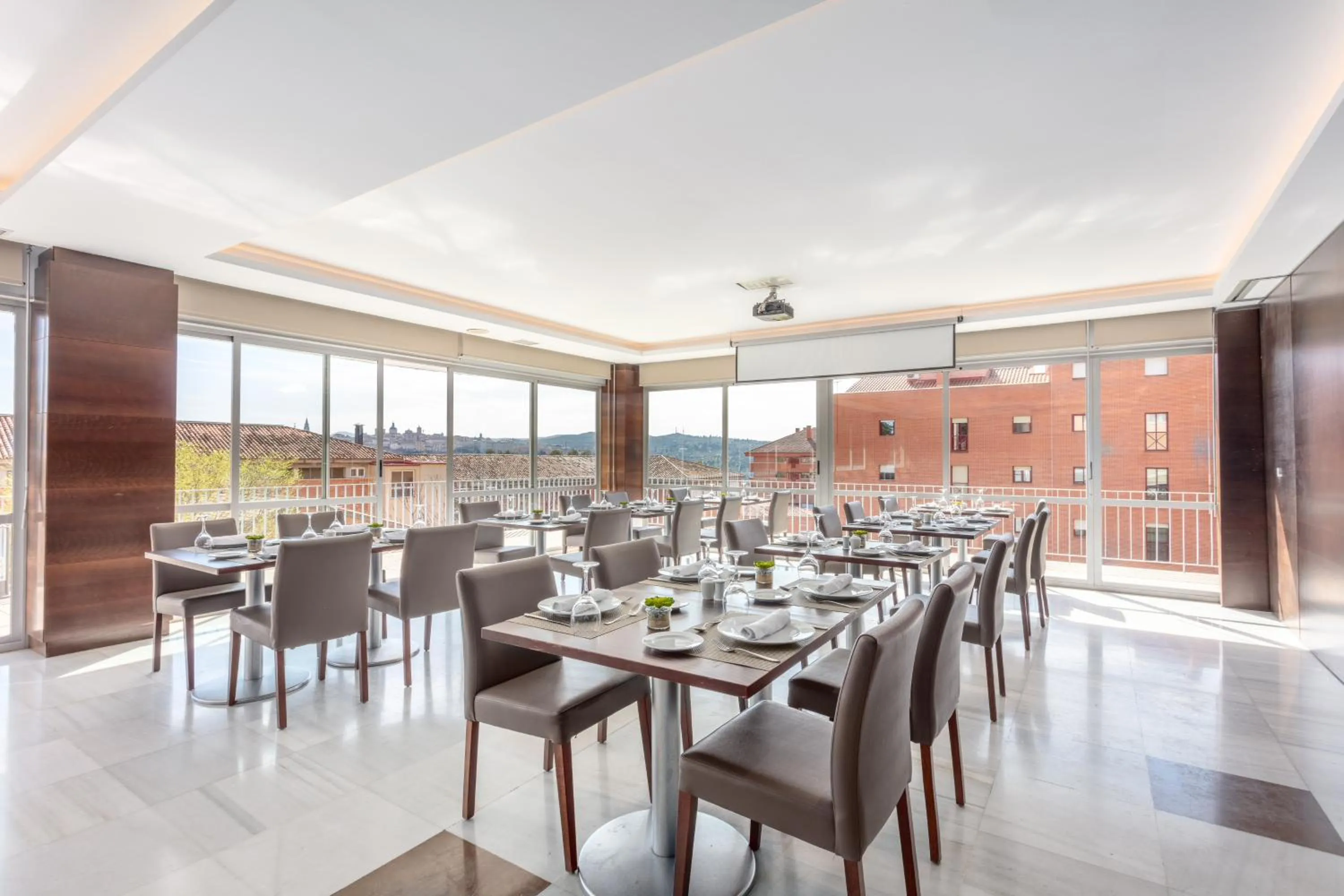 Restaurant/places to eat in Eurostars Toledo