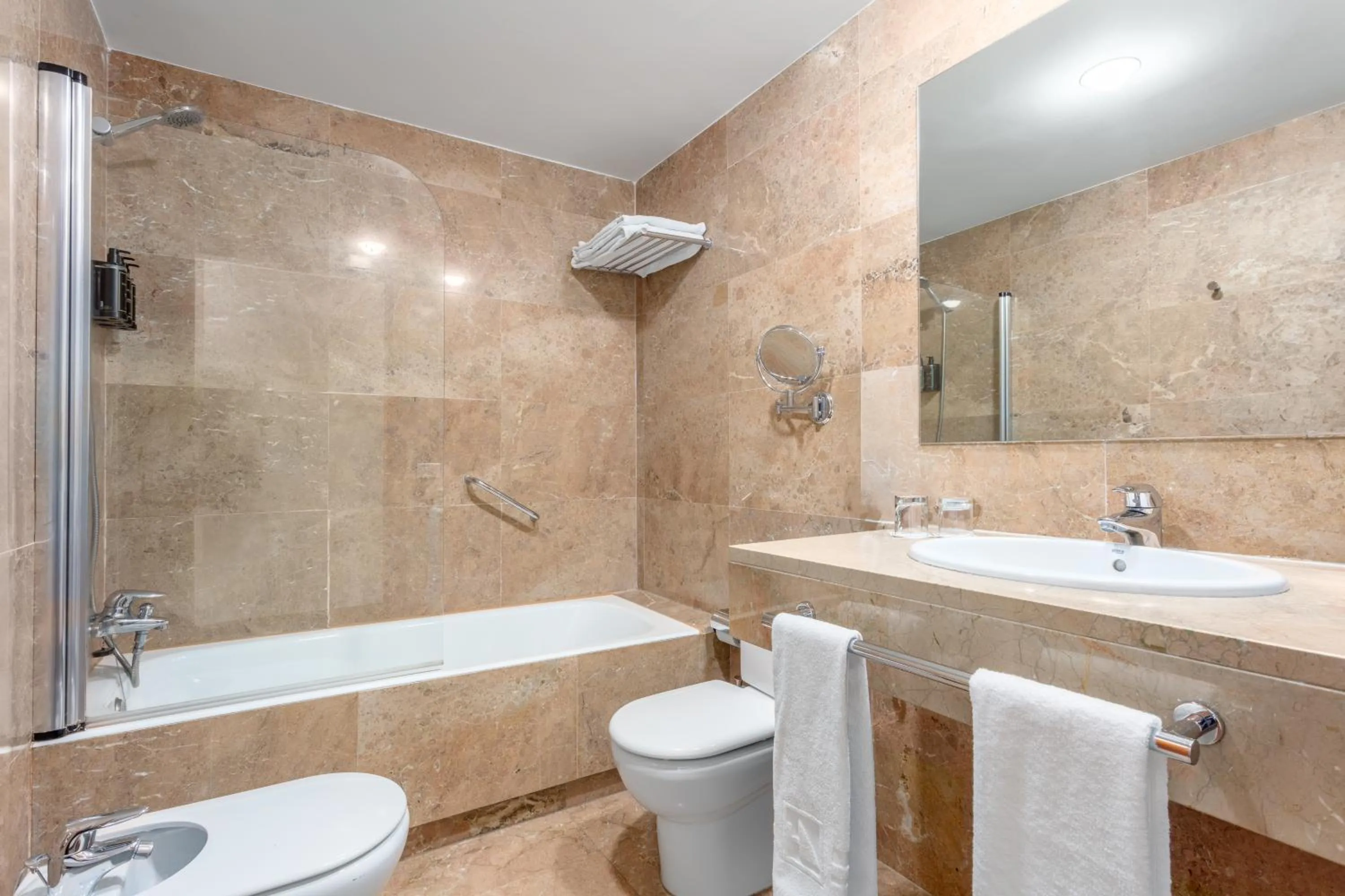 Bathroom in Eurostars Toledo