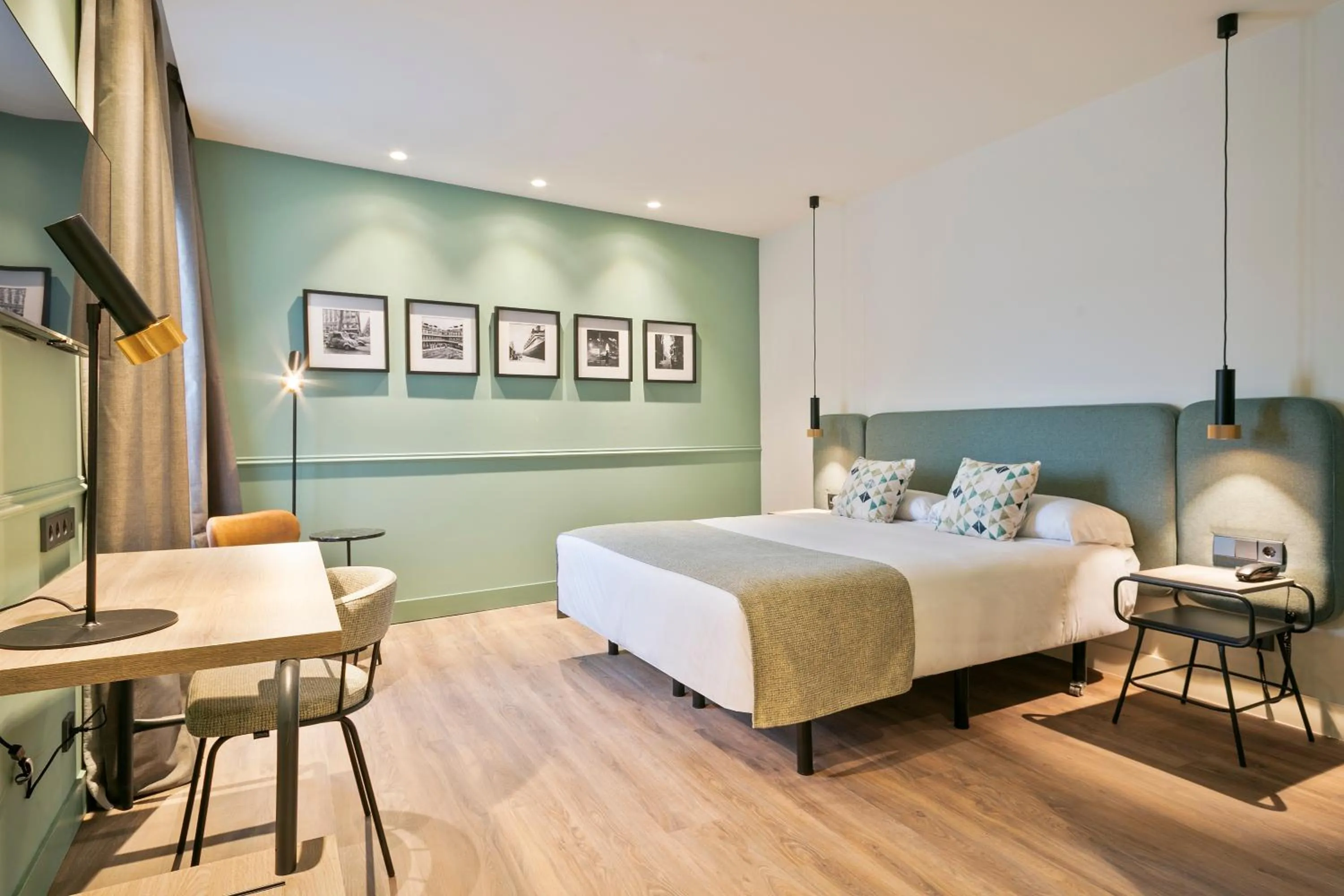 Photo of the whole room, Bed in Hotel Via Augusta