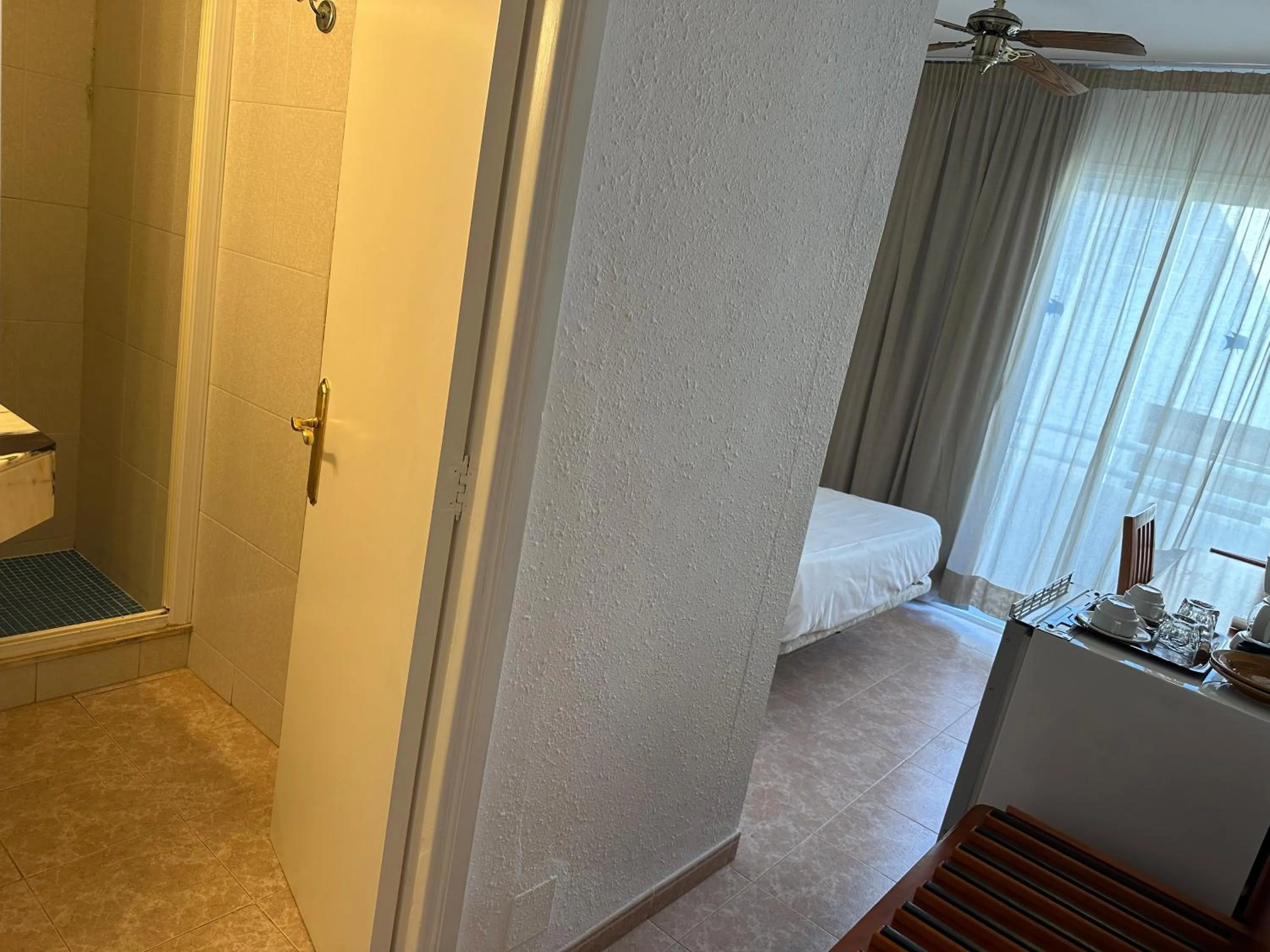 Decorative detail, Bed in Hostal de la Caravel-la