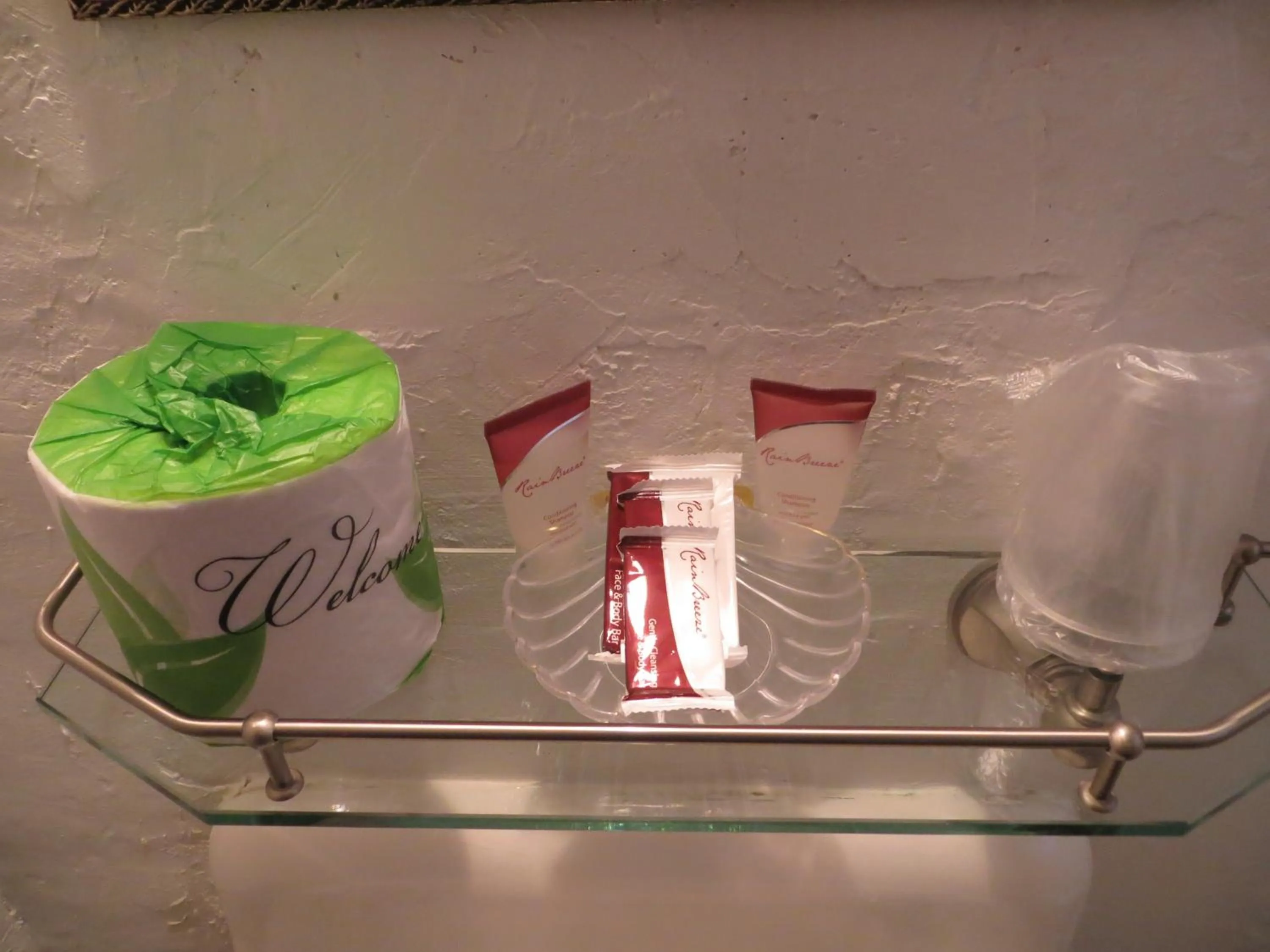 Other in El Trovatore Motel