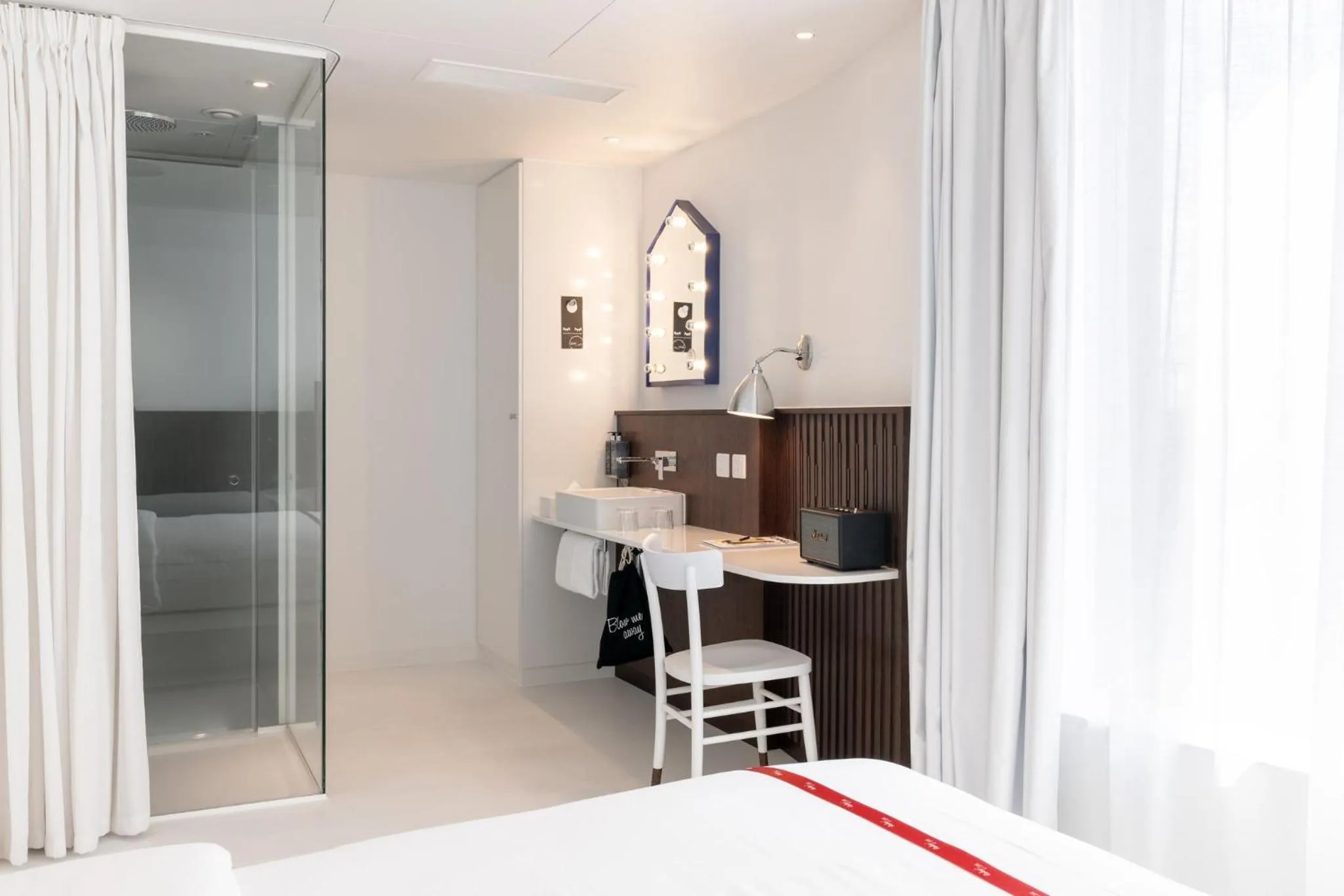 Photo of the whole room in Ruby Zoe Hotel London