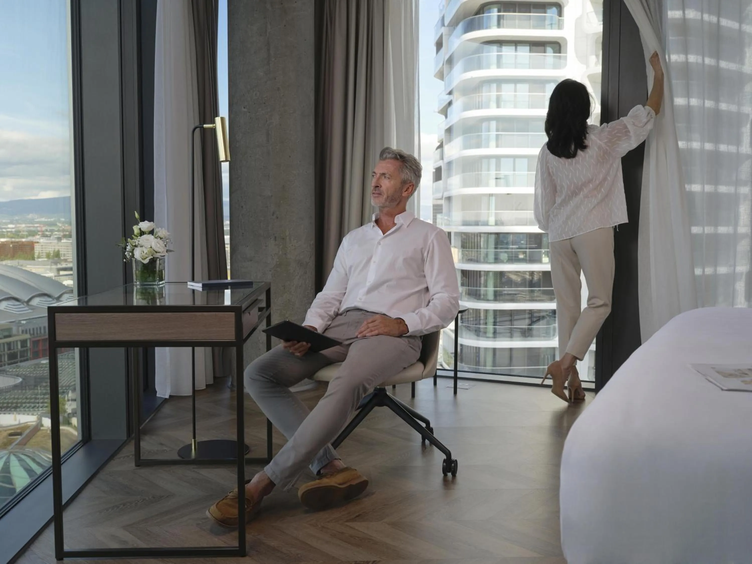 Bedroom, Bed in NH Collection Frankfurt Spin Tower