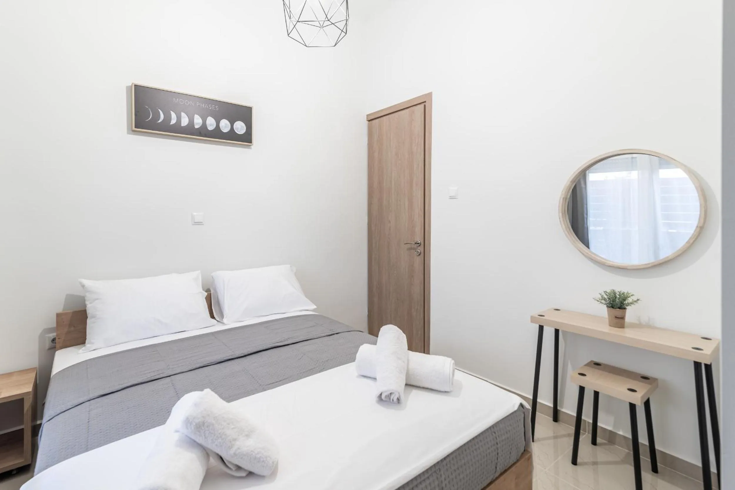 Bed in Blue Riviera villas & suites - Alimos 2