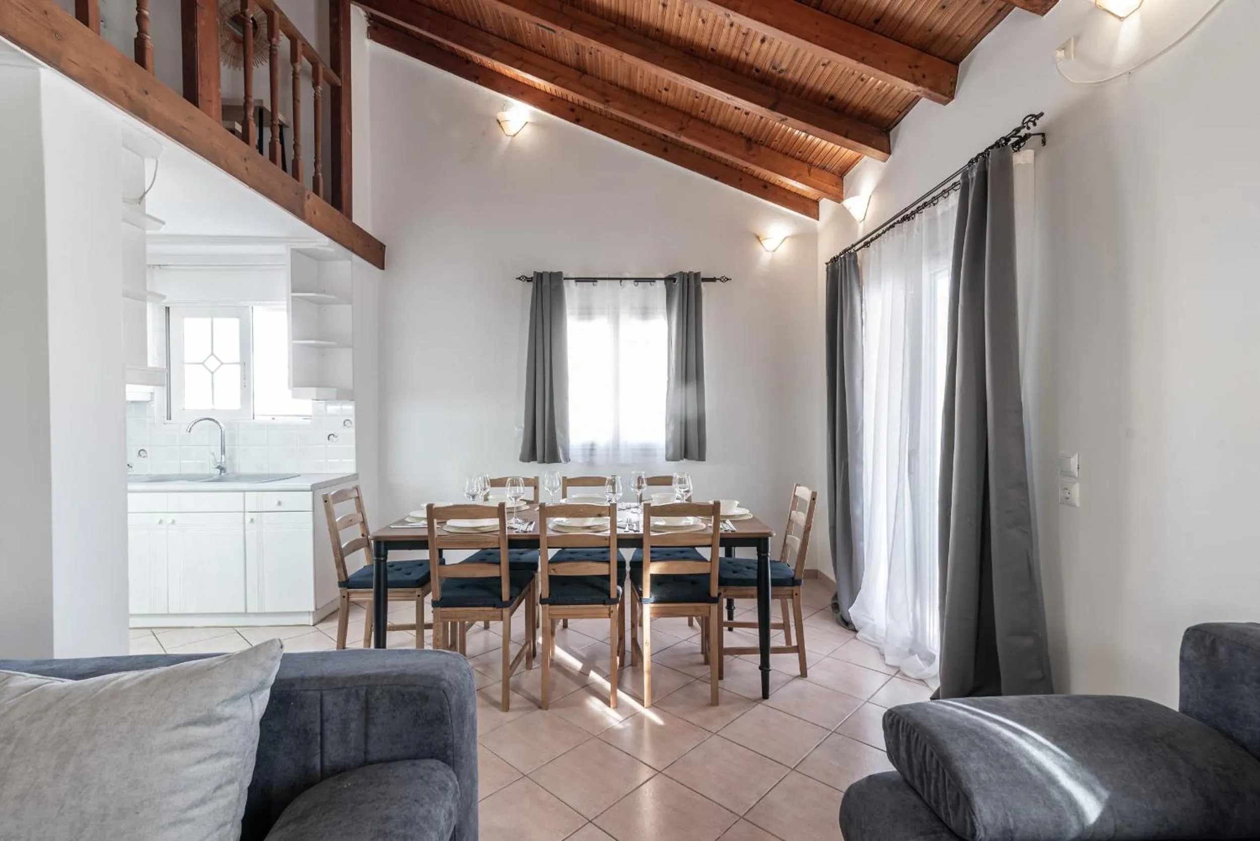 Dining area in Blue Riviera villas & suites - Alimos 2