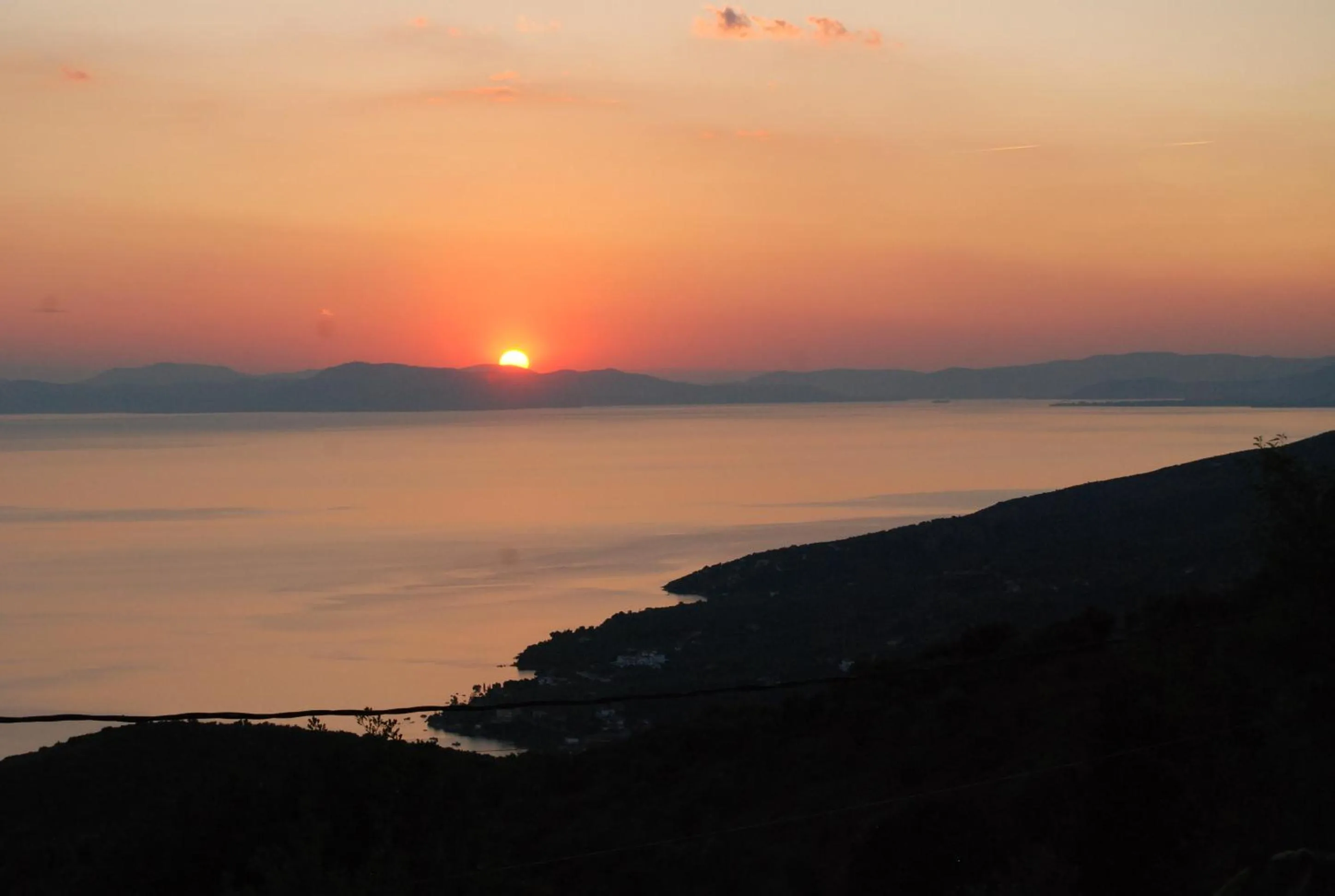 Sunset in Lagou Raxi Country Hotel