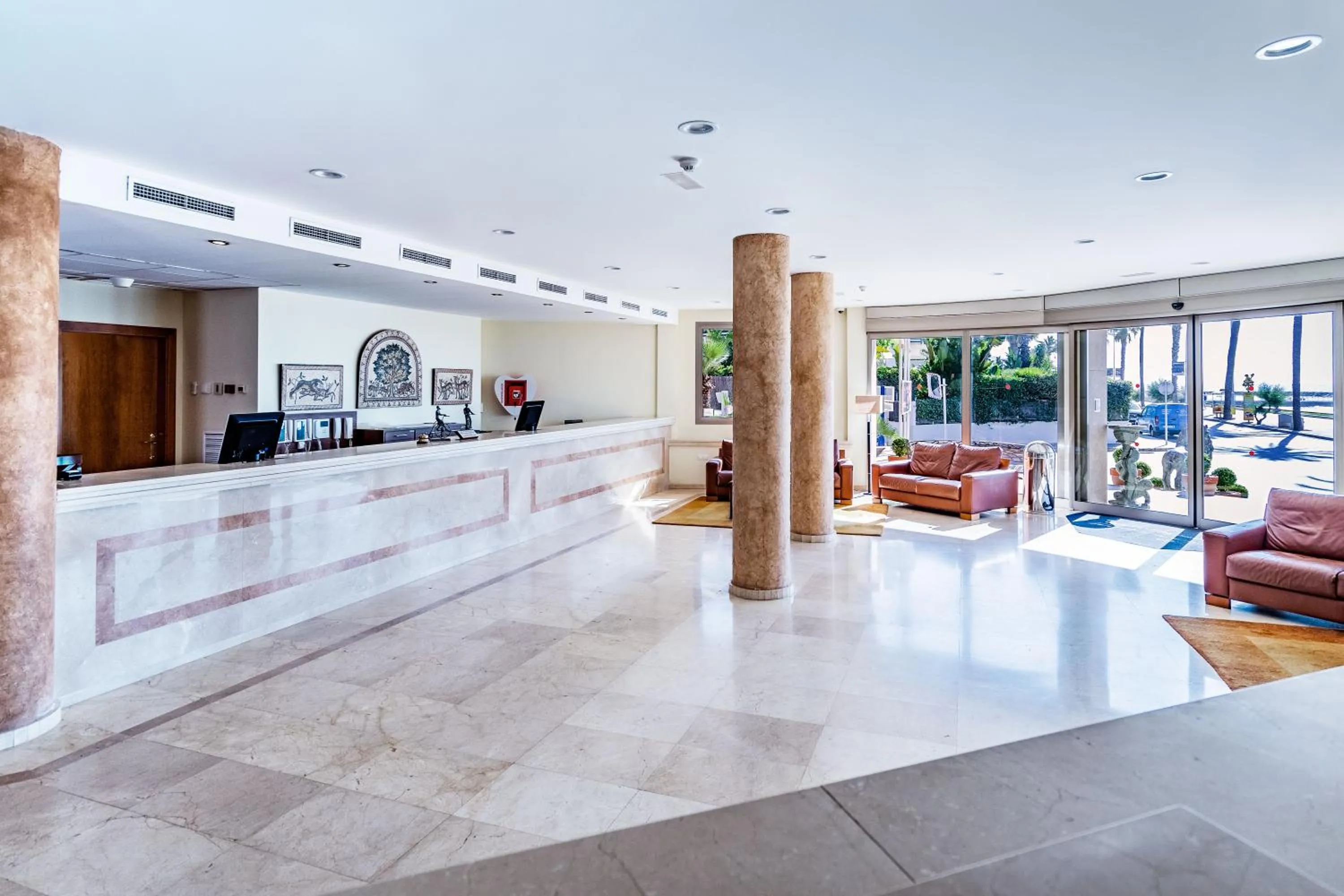 Lobby or reception in Sunway Playa Golf & Spa Sitges
