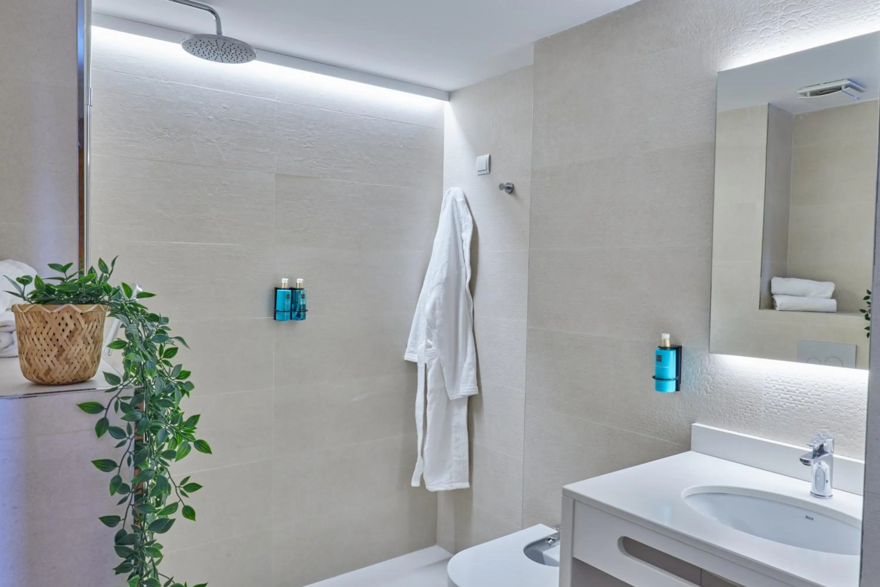 Bathroom in Sunway Playa Golf & Spa Sitges