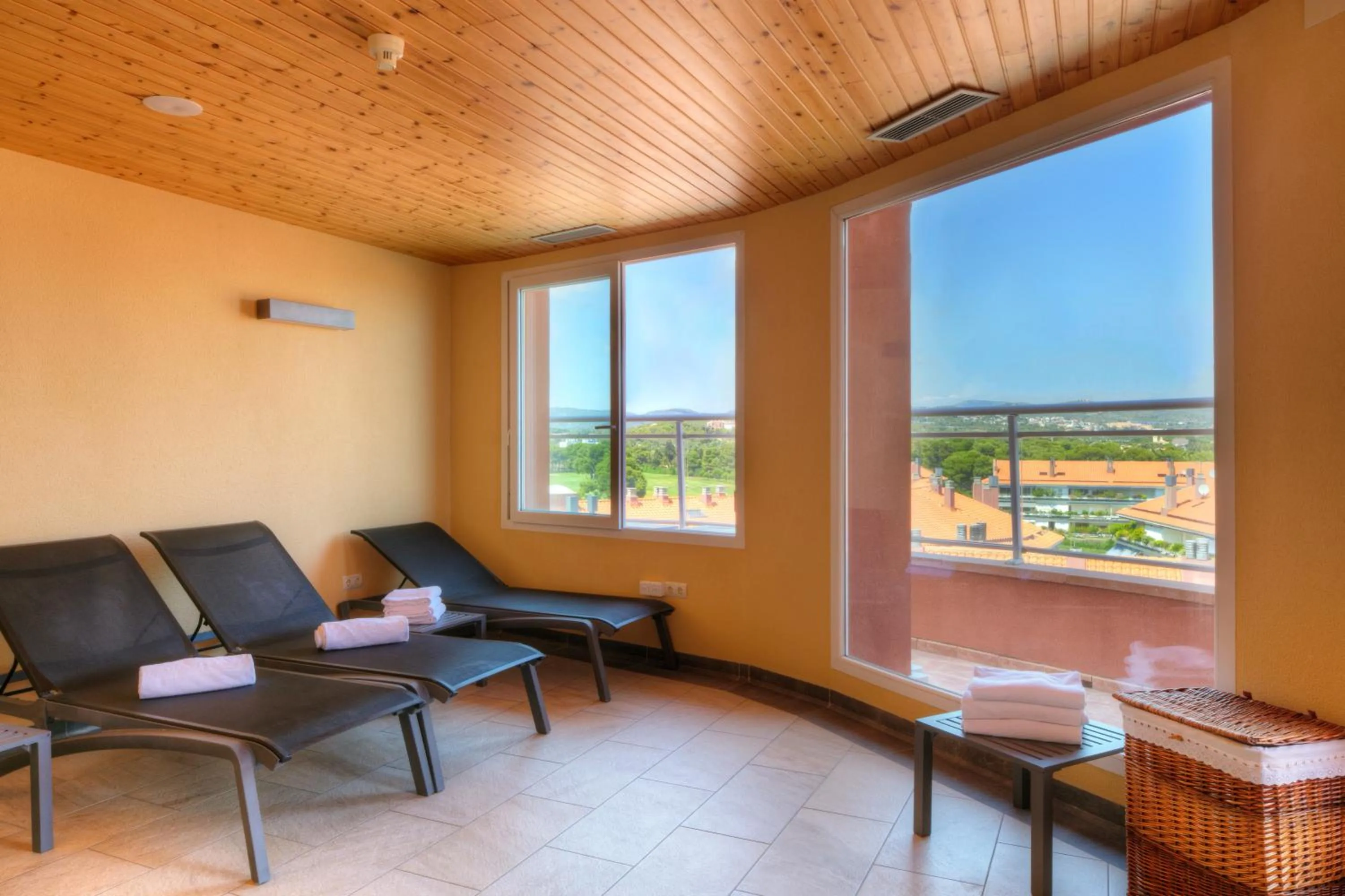 Solarium in Sunway Playa Golf & Spa Sitges