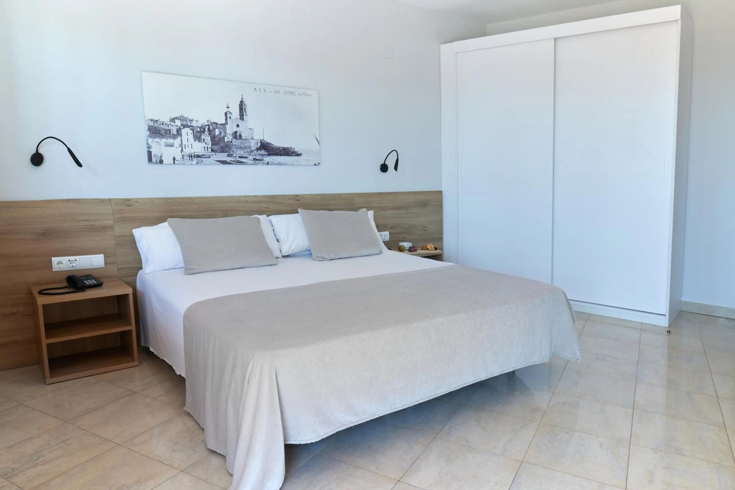 Bedroom, Bed in Sunway Playa Golf & Spa Sitges