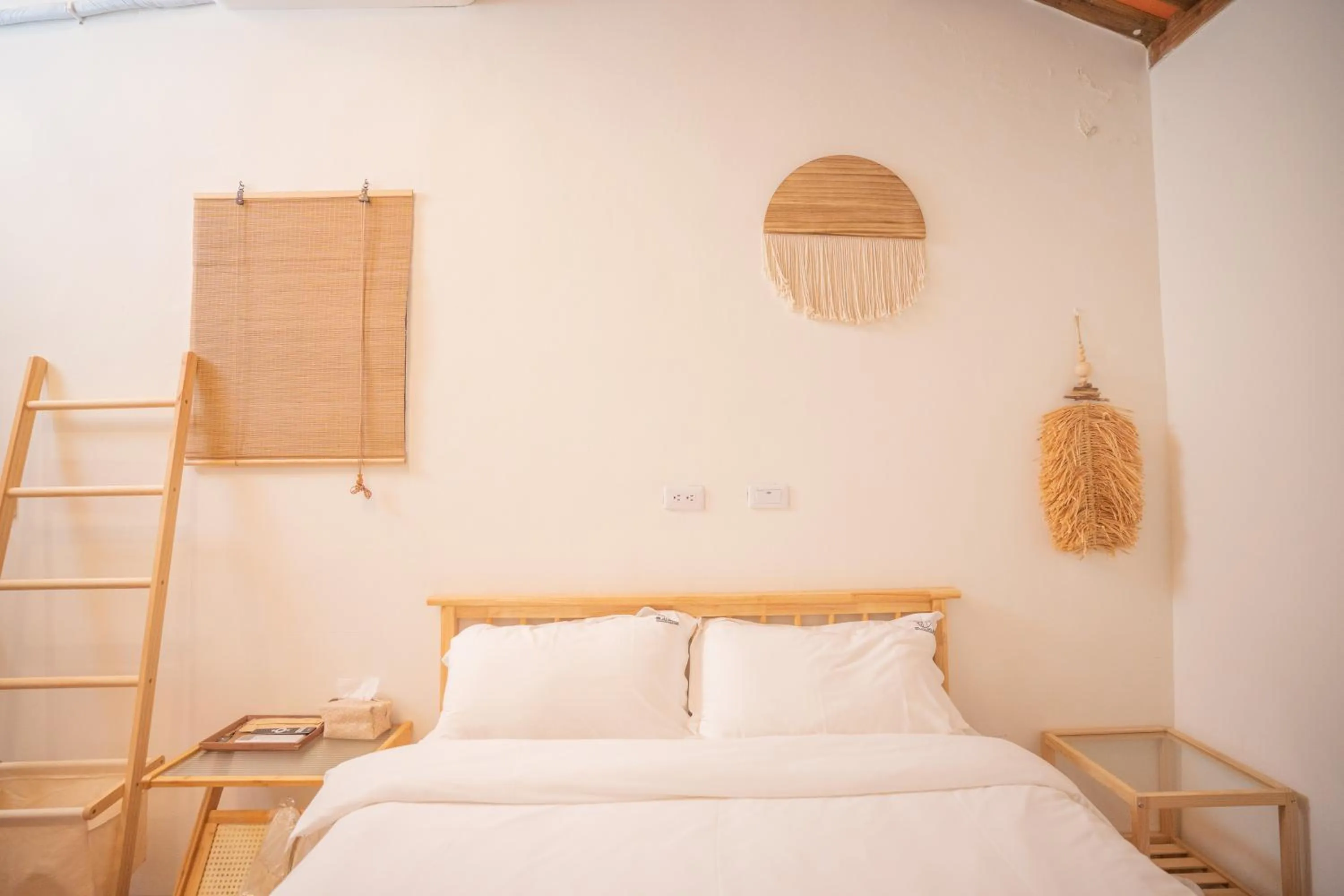 Bed in Zhu Shan Xian Ting