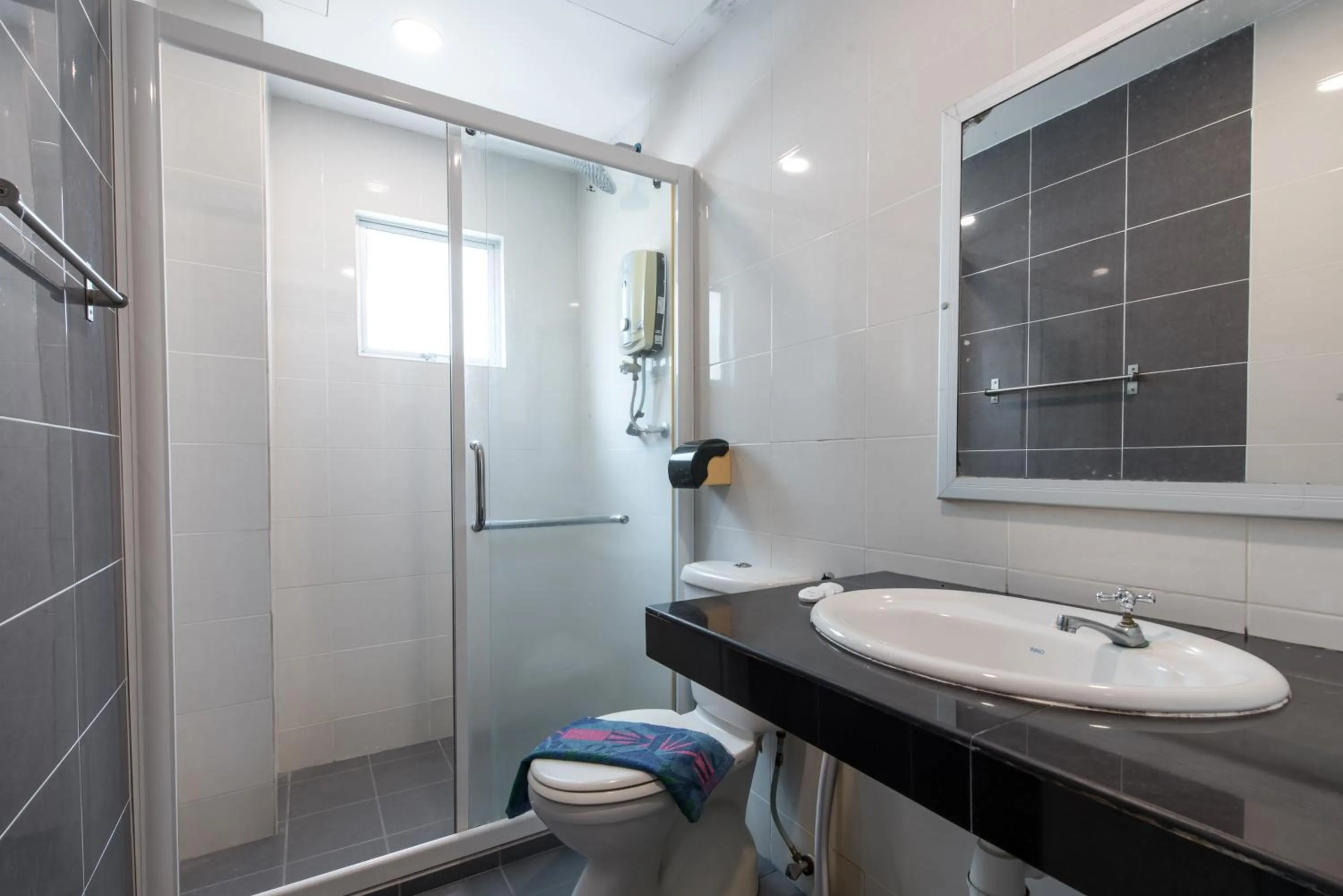 Bathroom in Hollitel Hotel Melaka